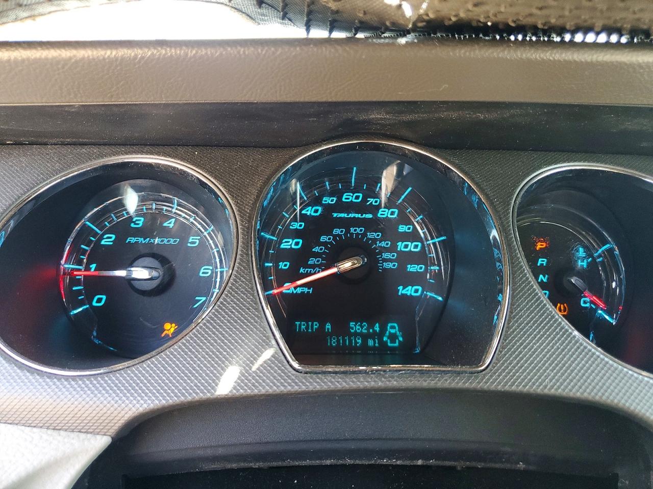 2010 Ford Taurus Se Silver vin: 1FAHP2DW0AG131453