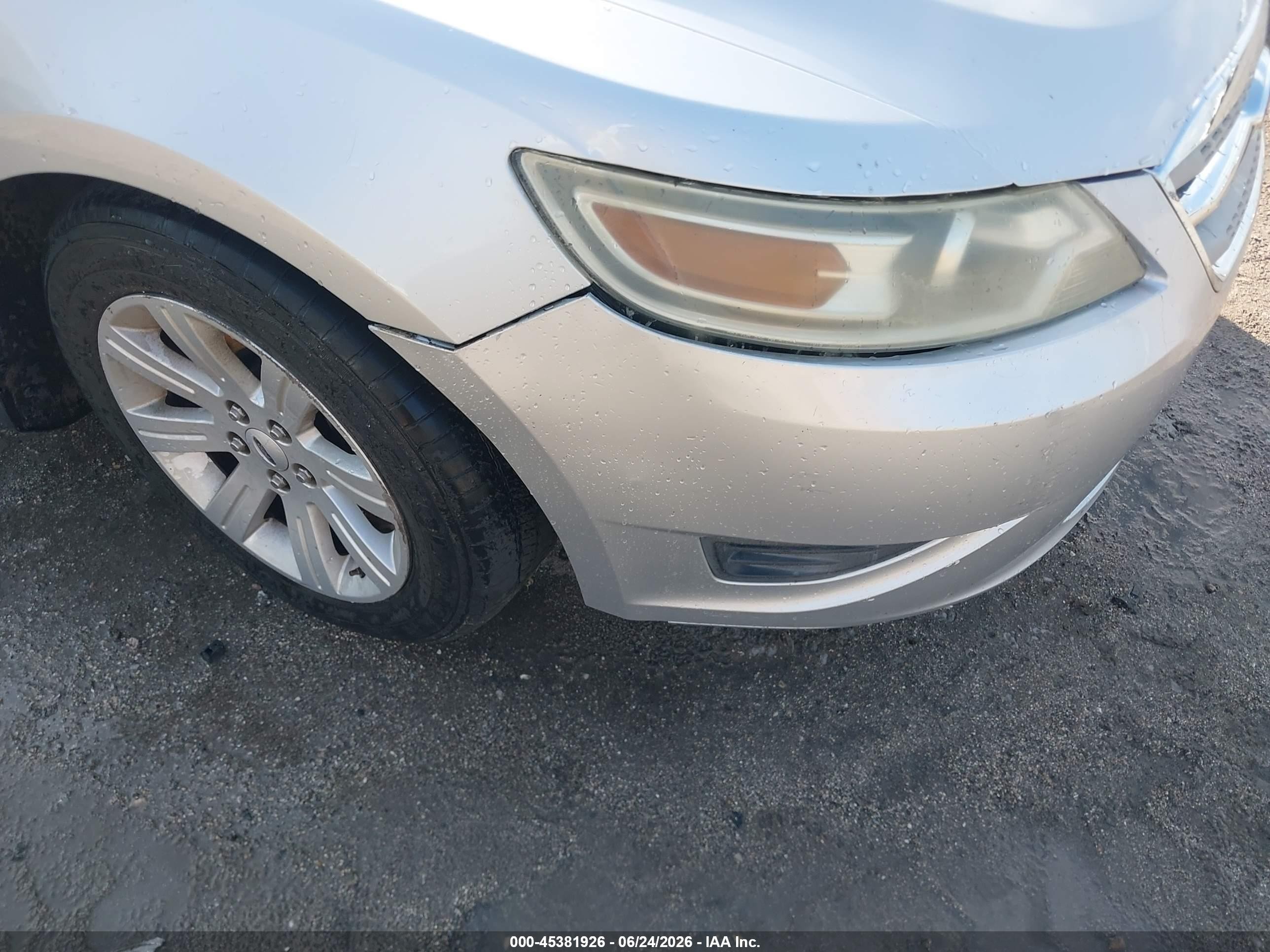 2012 Ford Taurus Se Silver vin: 1FAHP2DW0CG108113