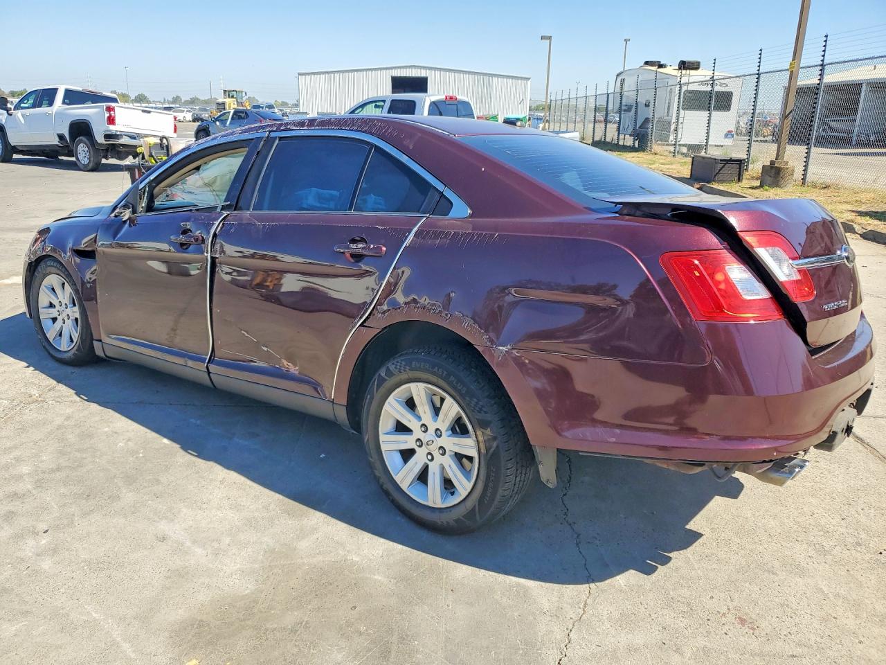 2011 Ford Taurus Se Burgundy vin: 1FAHP2DW1BG112993