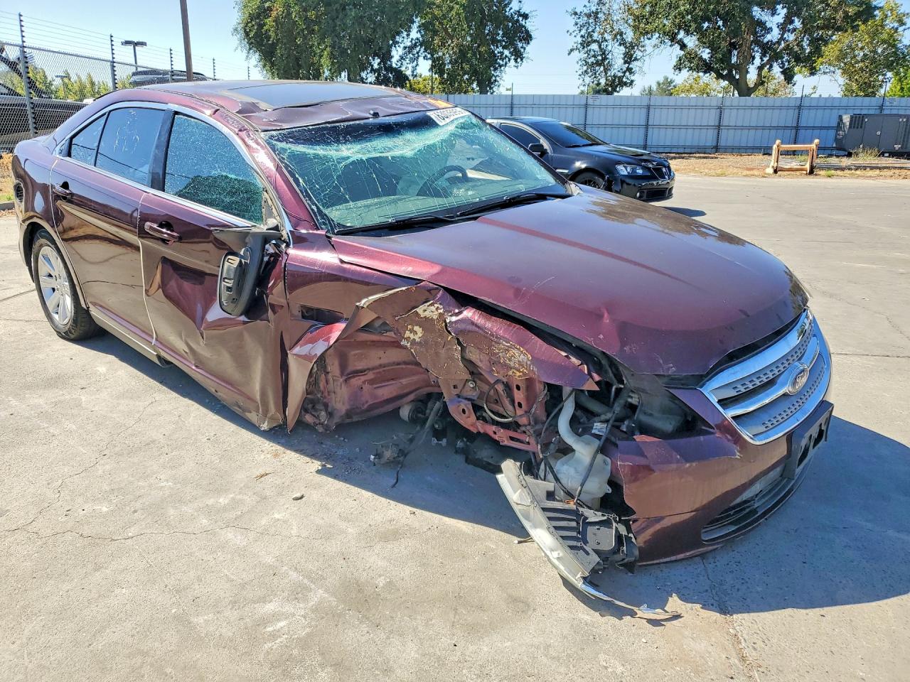 2011 Ford Taurus Se Burgundy vin: 1FAHP2DW1BG112993