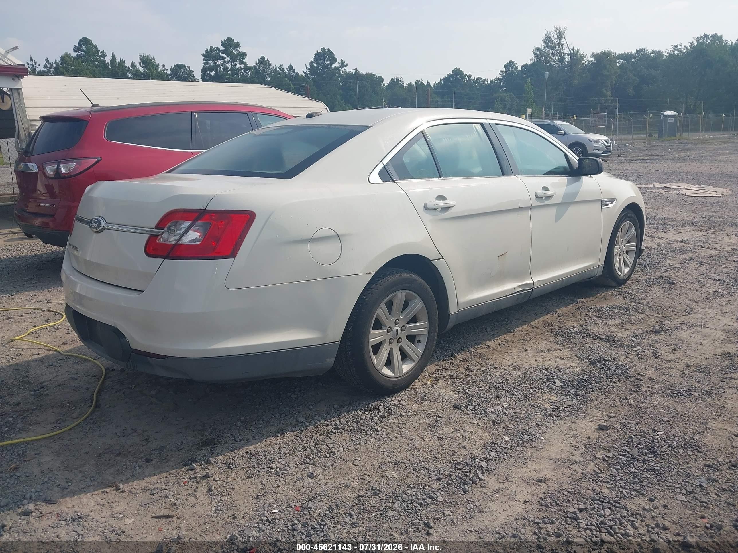 2011 Ford Taurus Se White vin: 1FAHP2DW1BG119779