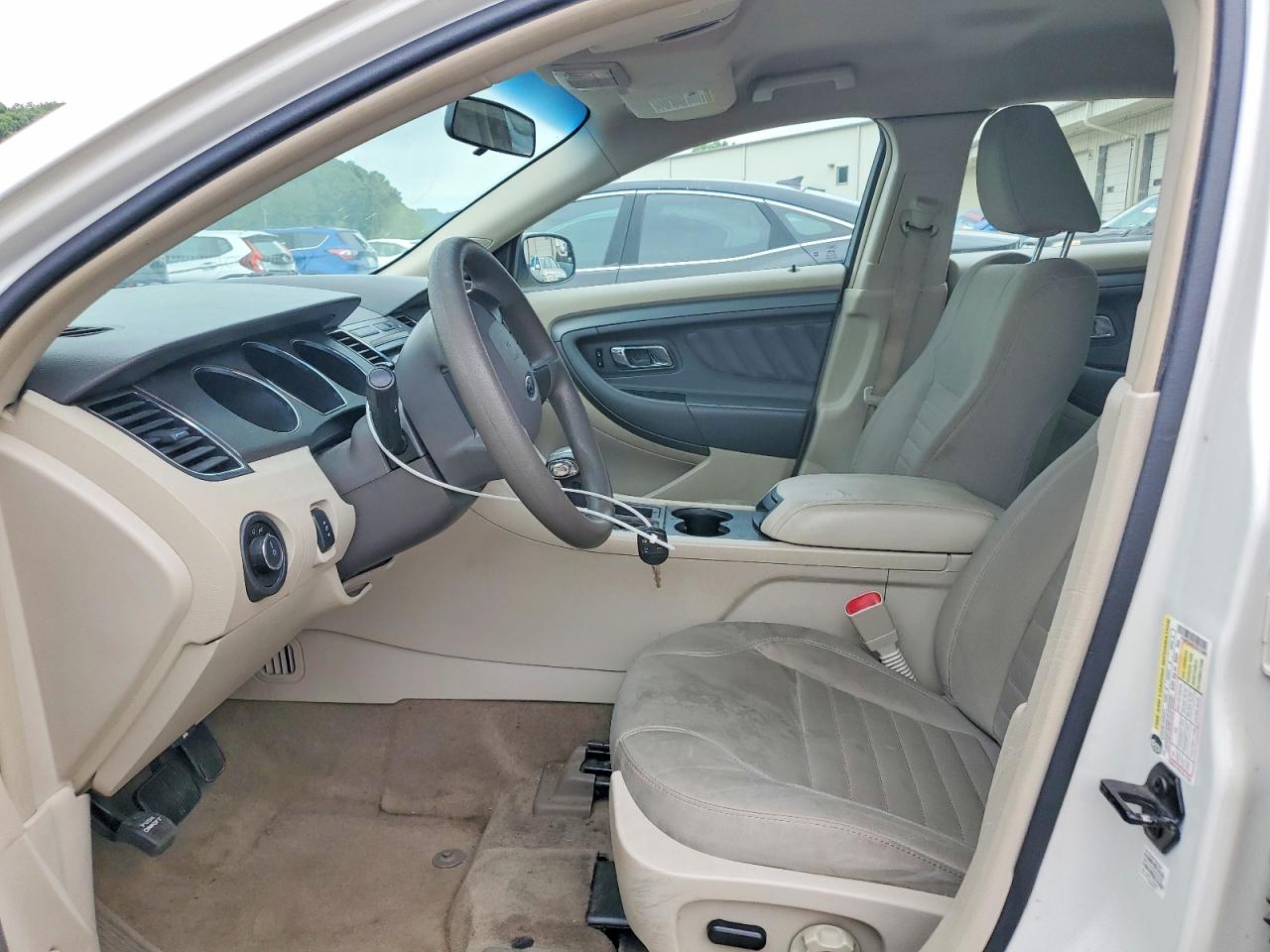 2012 Ford Taurus Se White vin: 1FAHP2DW1CG111568