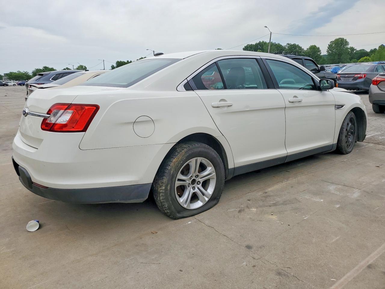 2012 Ford Taurus Se White vin: 1FAHP2DW1CG111568