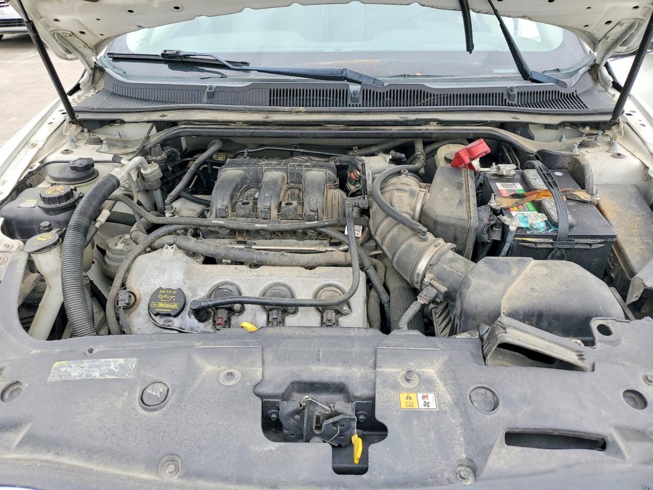 2012 Ford Taurus Se White vin: 1FAHP2DW1CG111568