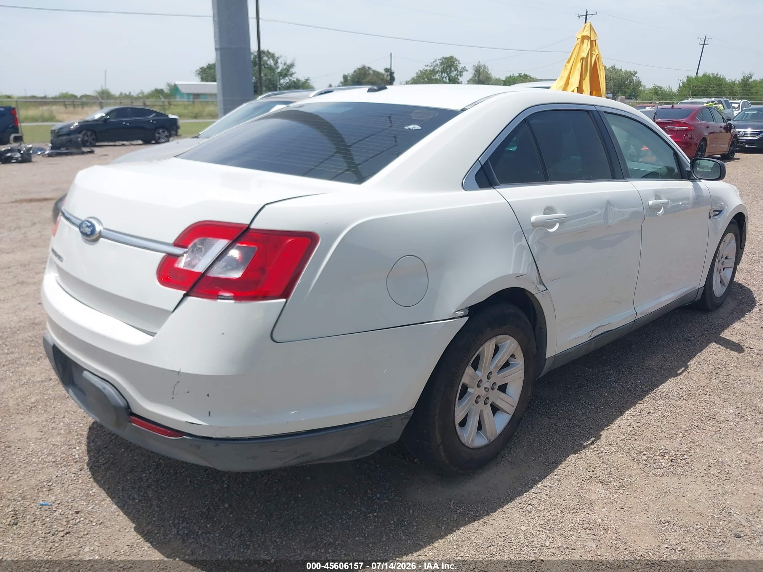 2011 Ford Taurus Se White vin: 1FAHP2DW4BG149410
