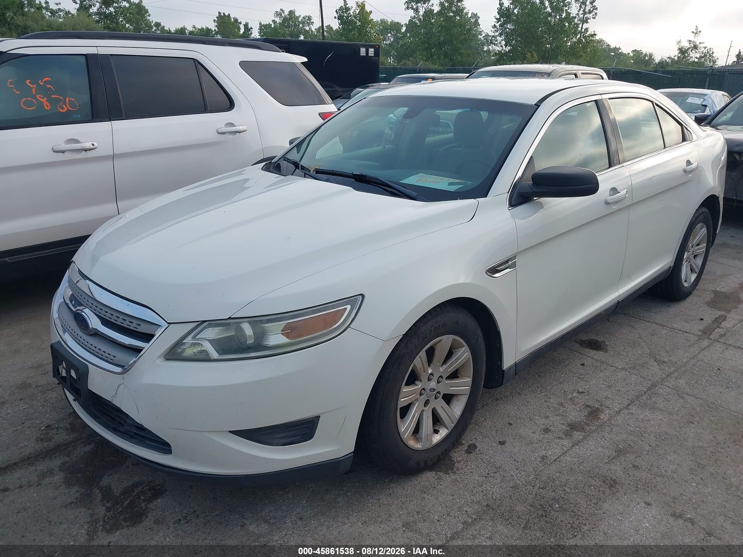 2010 Ford Taurus Se White vin: 1FAHP2DW5AG152945