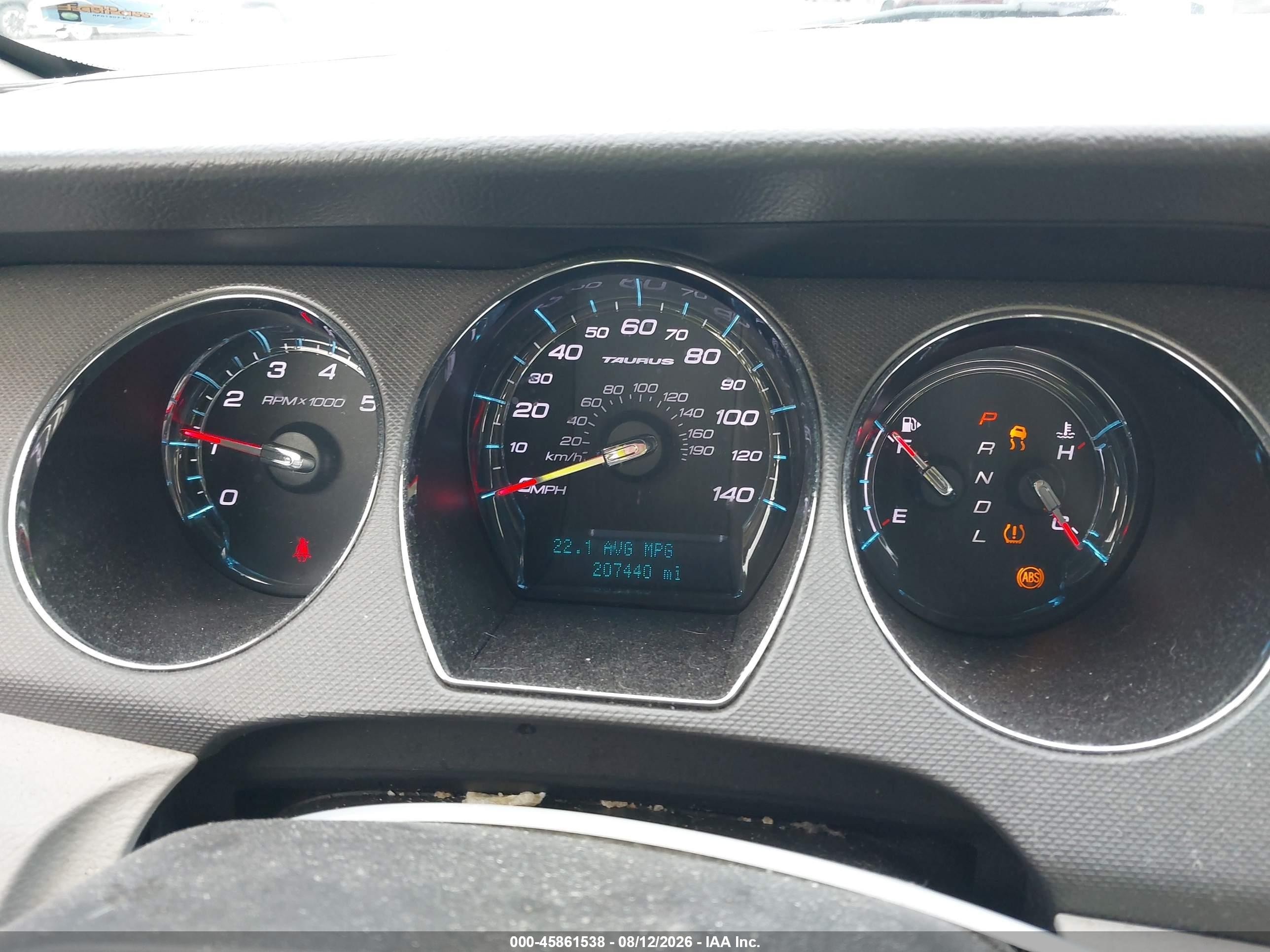 2010 Ford Taurus Se White vin: 1FAHP2DW5AG152945