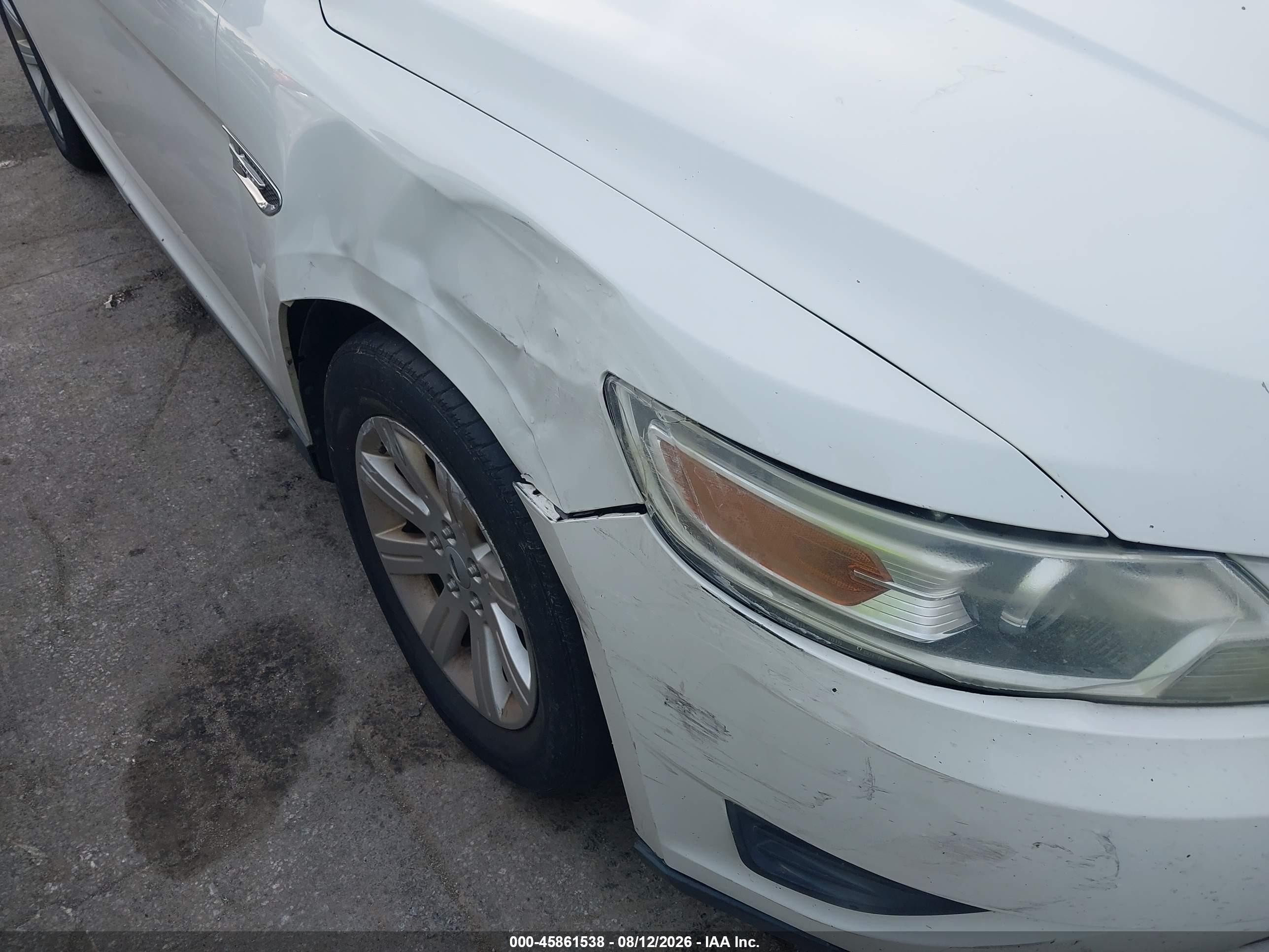2010 Ford Taurus Se White vin: 1FAHP2DW5AG152945