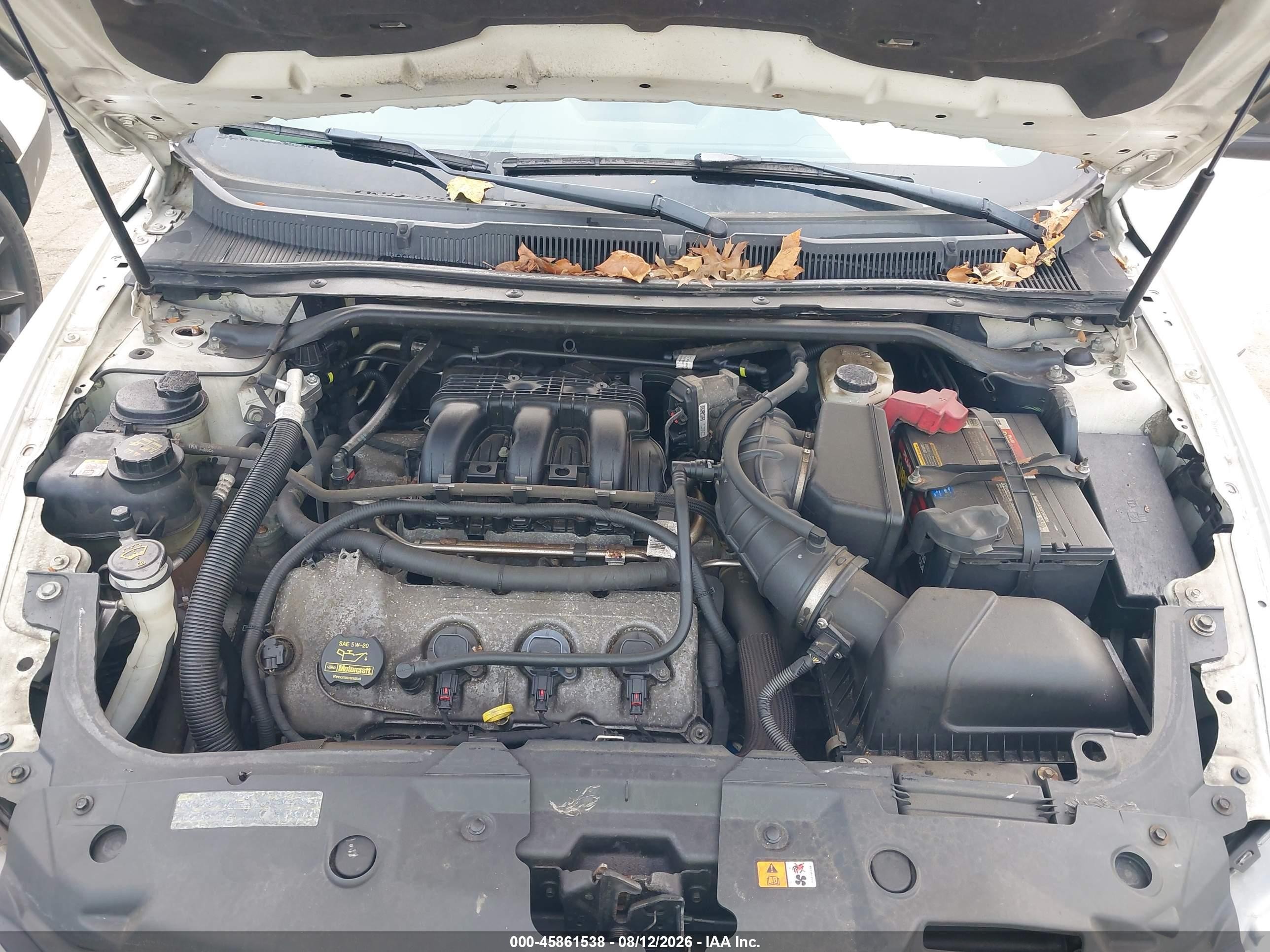 2010 Ford Taurus Se White vin: 1FAHP2DW5AG152945