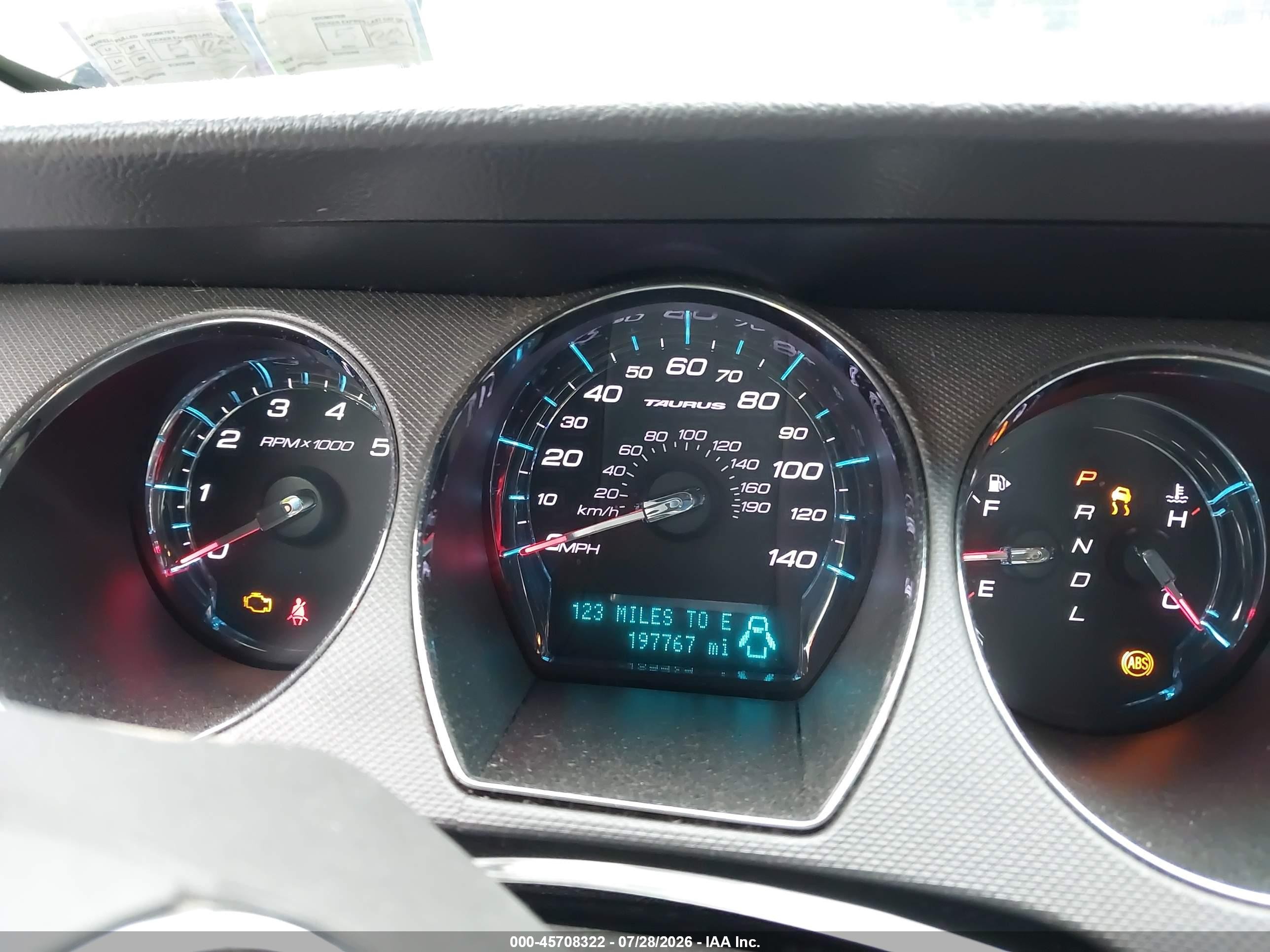 2011 Ford Taurus Se Burgundy vin: 1FAHP2DW5BG159850