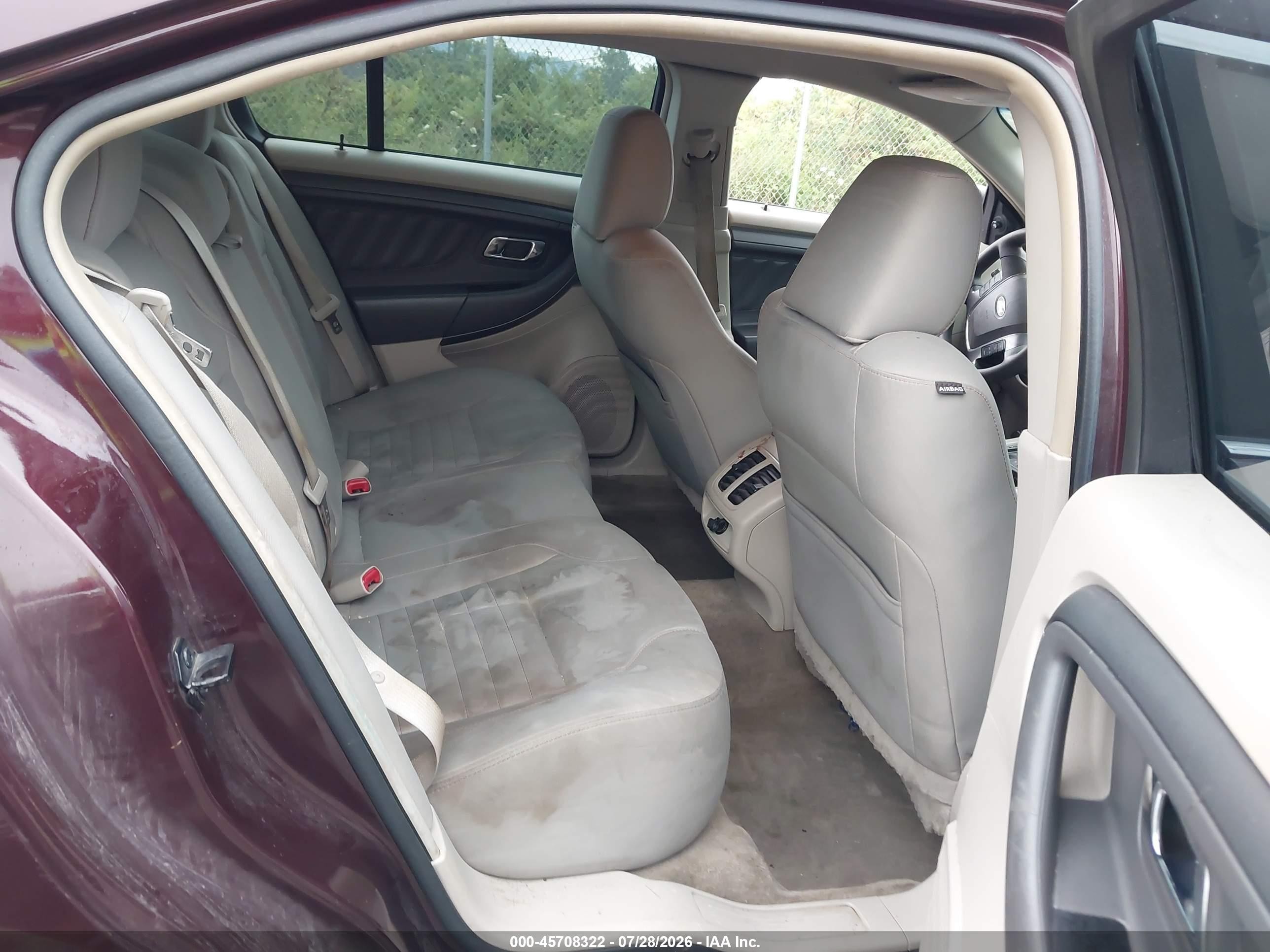 2011 Ford Taurus Se Burgundy vin: 1FAHP2DW5BG159850