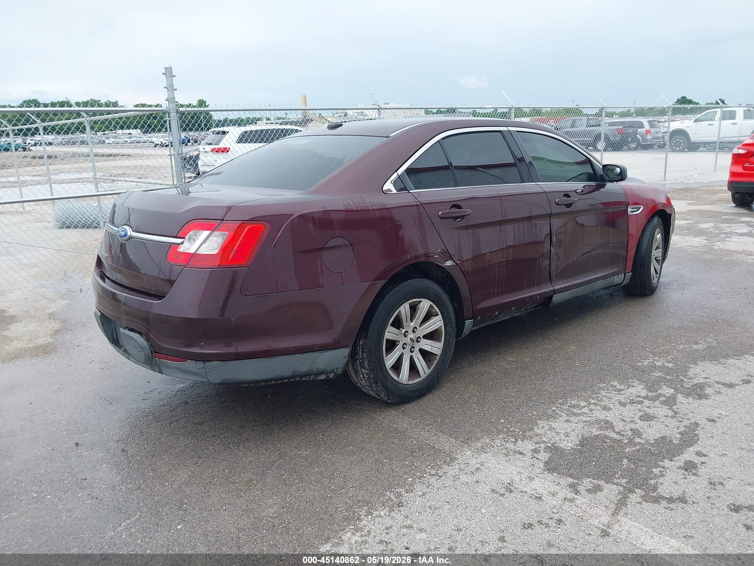 2011 Ford Taurus Se Темно-бордовый vin: 1FAHP2DW7BG180487
