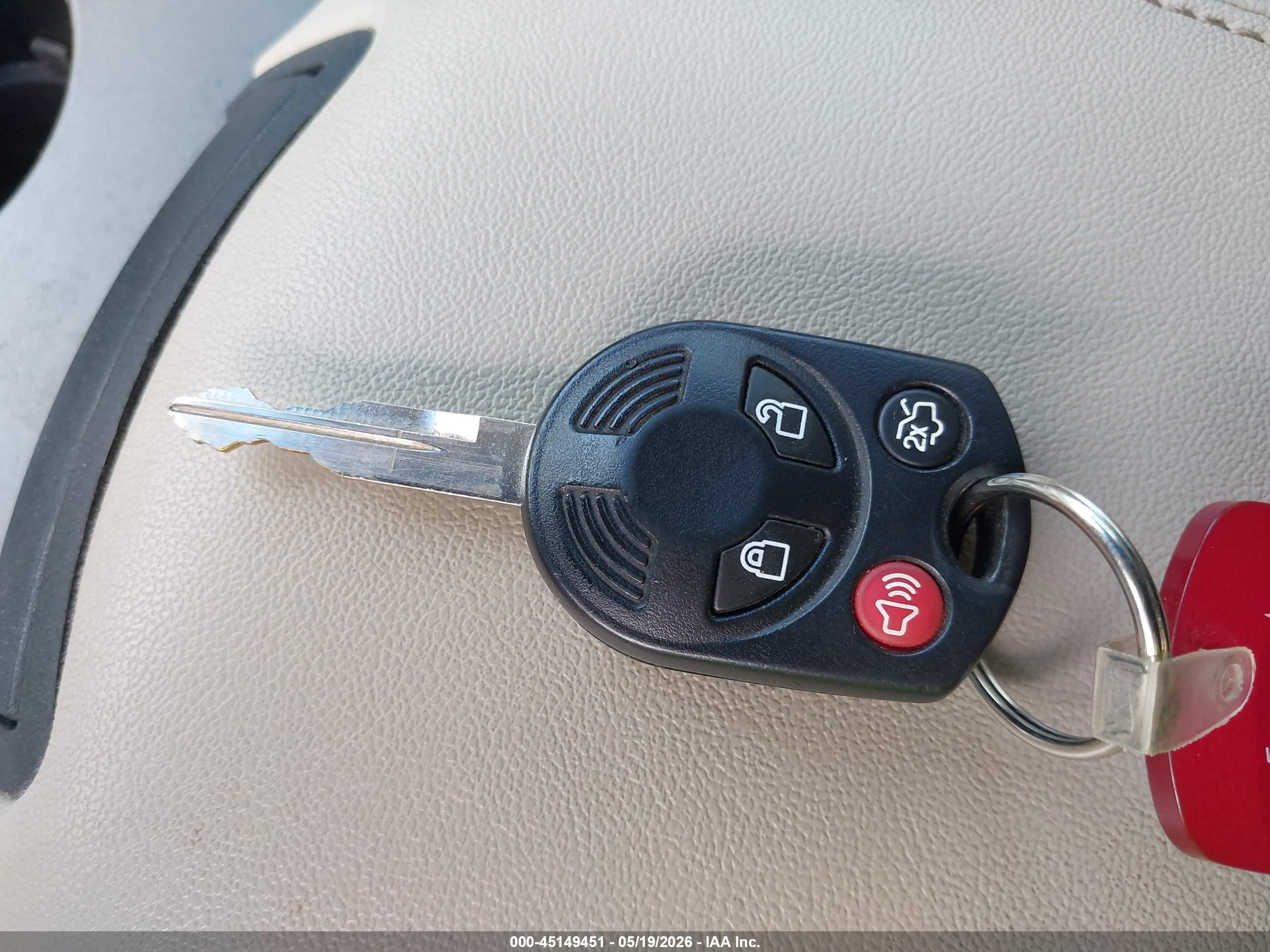 2010 Ford Taurus Se Белый vin: 1FAHP2DW8AG116120