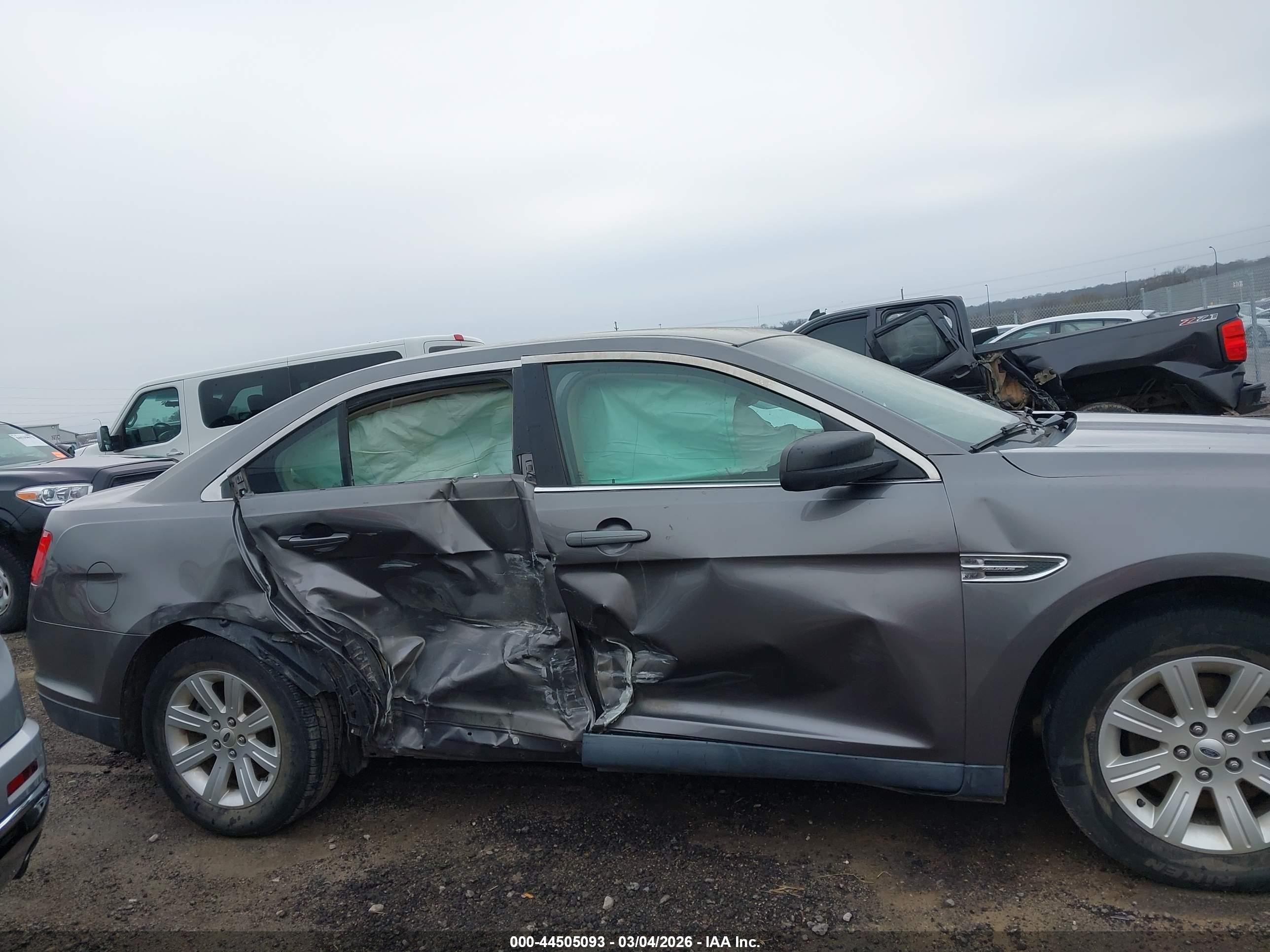 2011 Ford Taurus Se Gray vin: 1FAHP2DW8BG146414