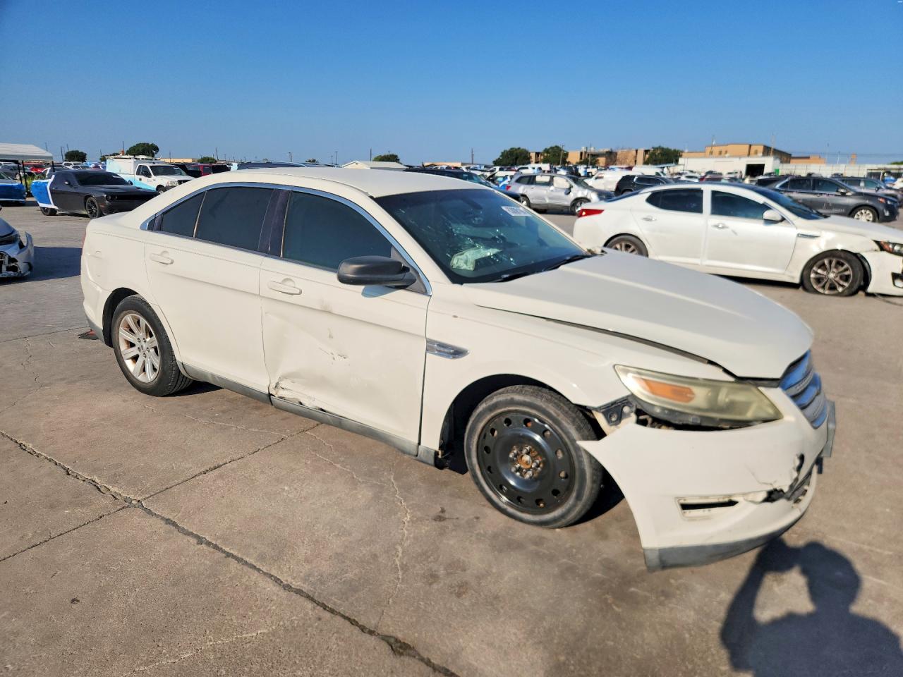 2012 Ford Taurus Se White vin: 1FAHP2DW8CG104892
