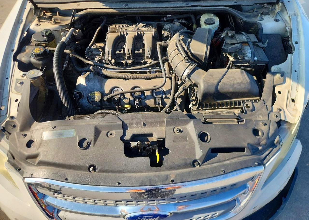 2012 Ford Taurus Se White vin: 1FAHP2DW8CG104892