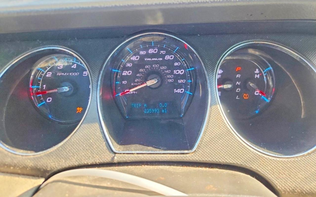 2012 Ford Taurus Se White vin: 1FAHP2DW8CG104892