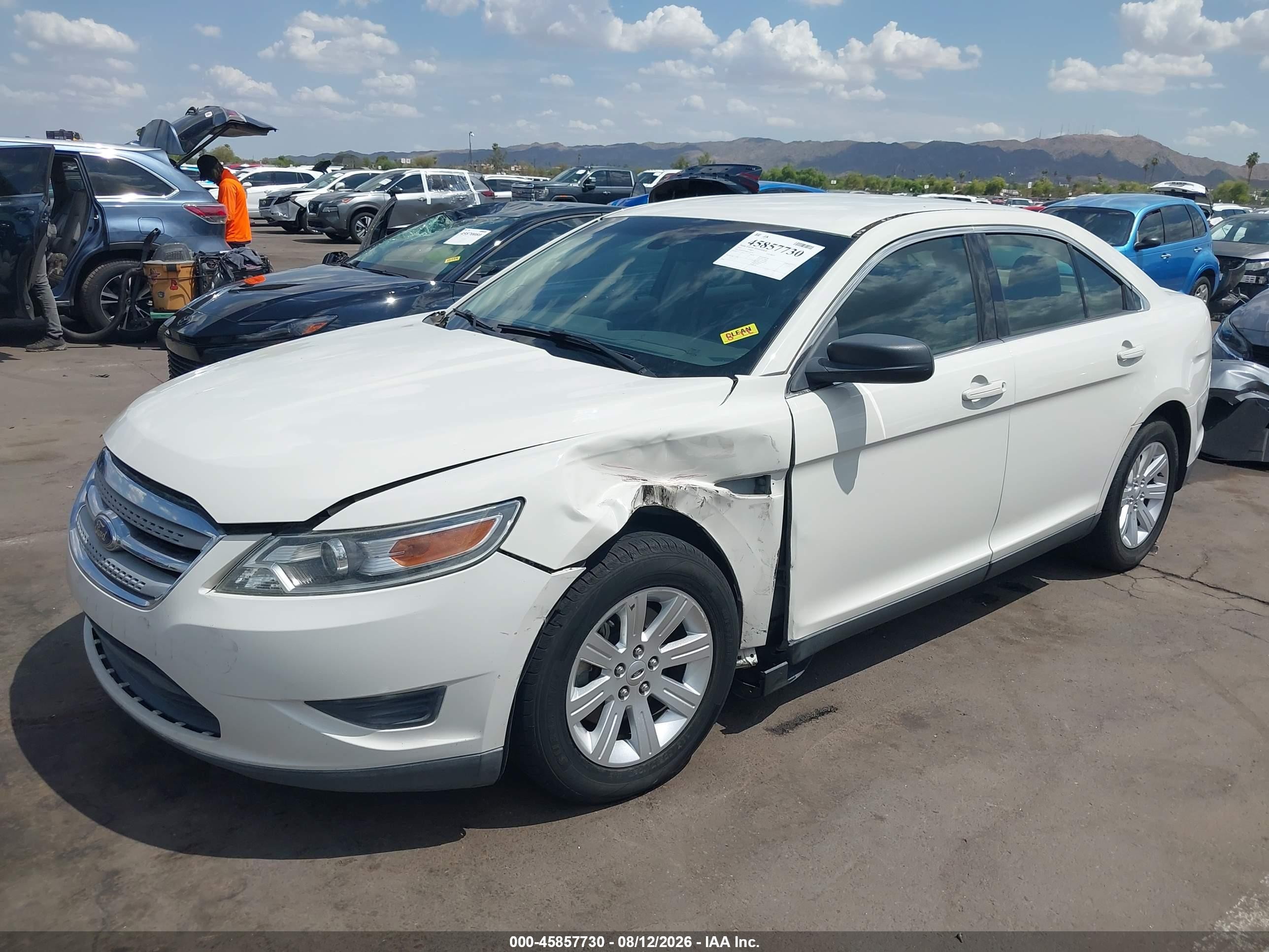 2012 Ford Taurus Se White vin: 1FAHP2DW8CG118775