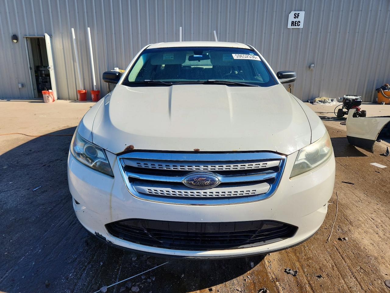 2010 Ford Taurus Se White vin: 1FAHP2DW9AG104994