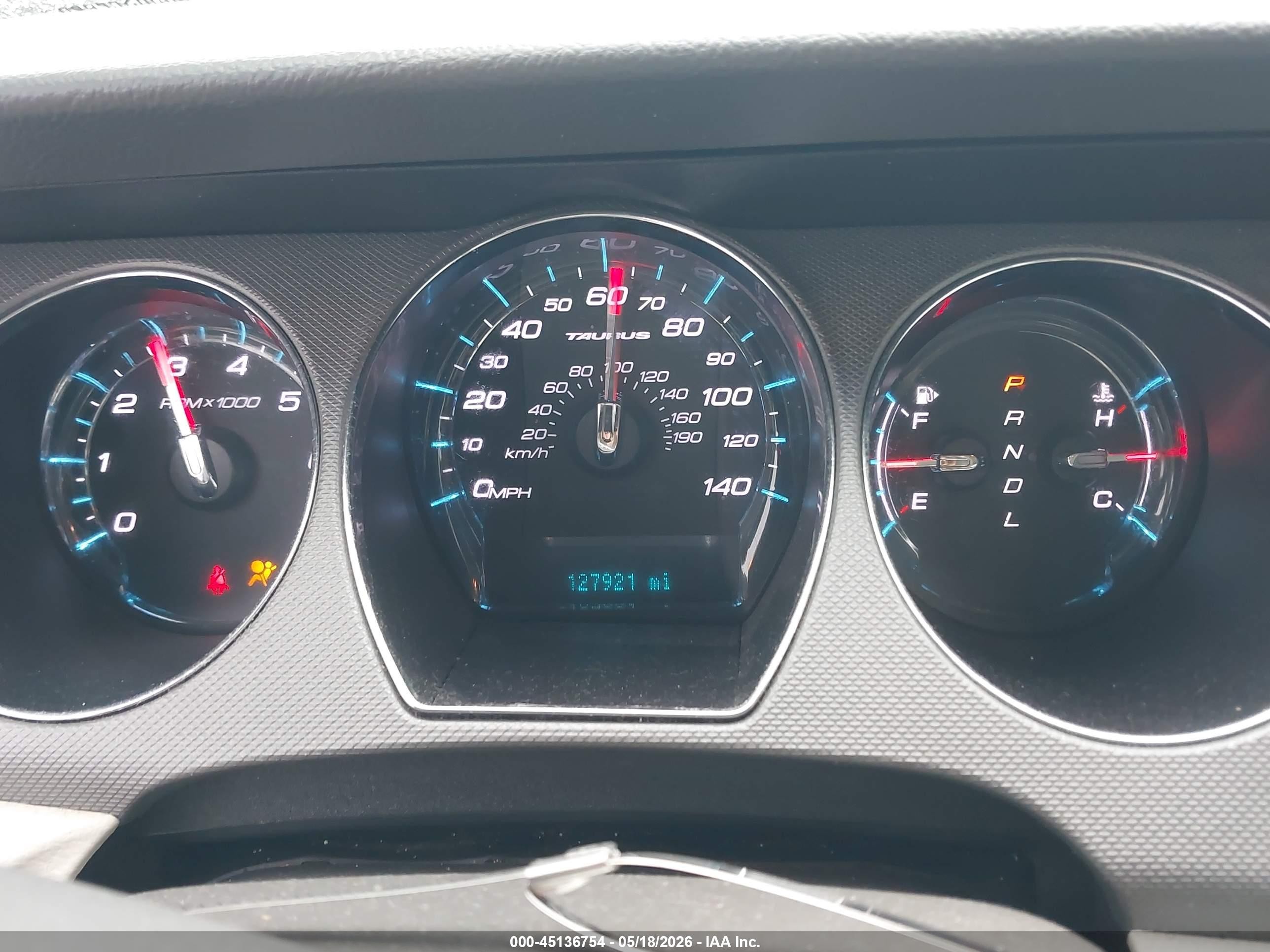 2012 Ford Taurus Se Белый vin: 1FAHP2DW9CG104836