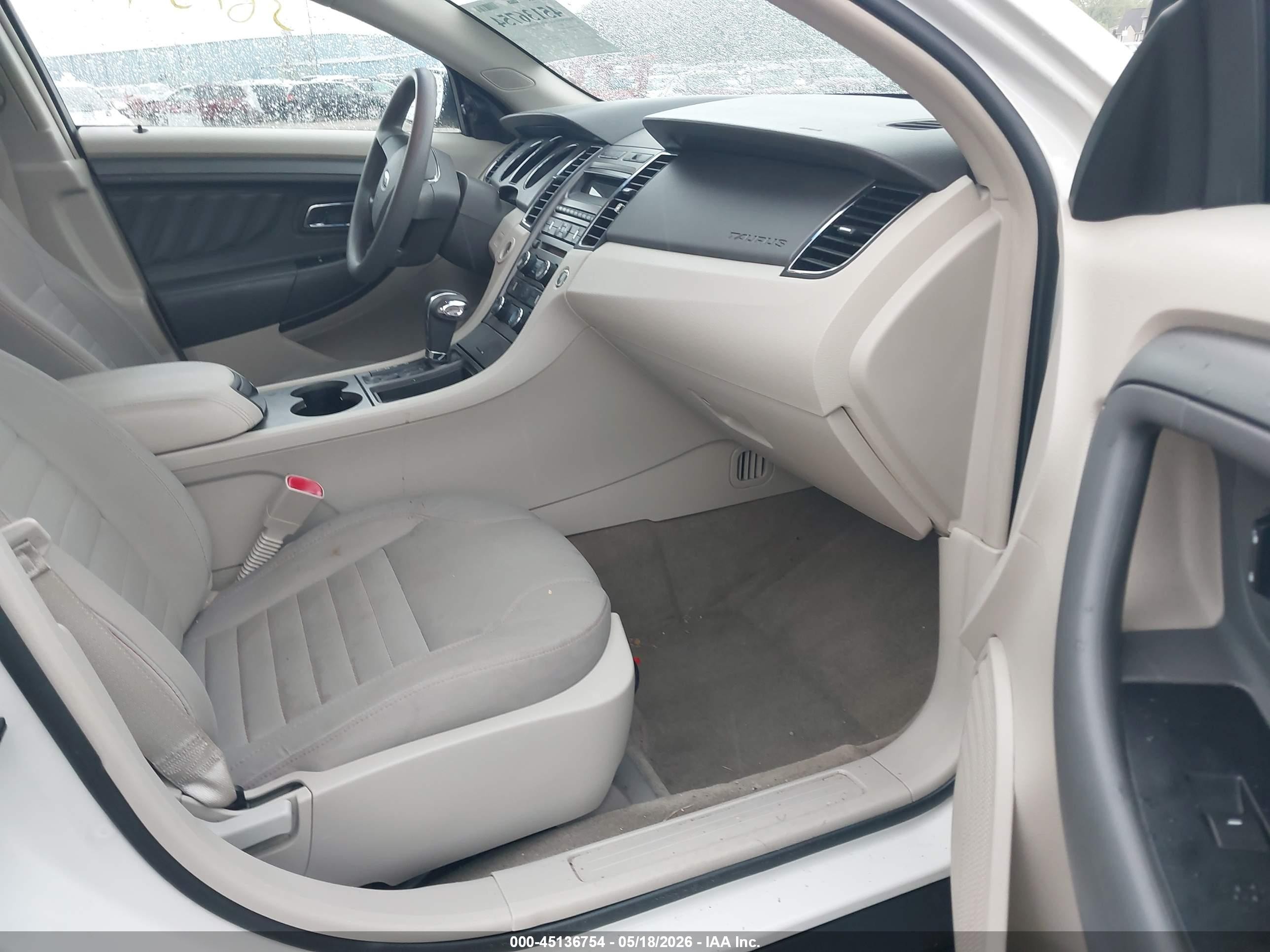 2012 Ford Taurus Se Белый vin: 1FAHP2DW9CG104836