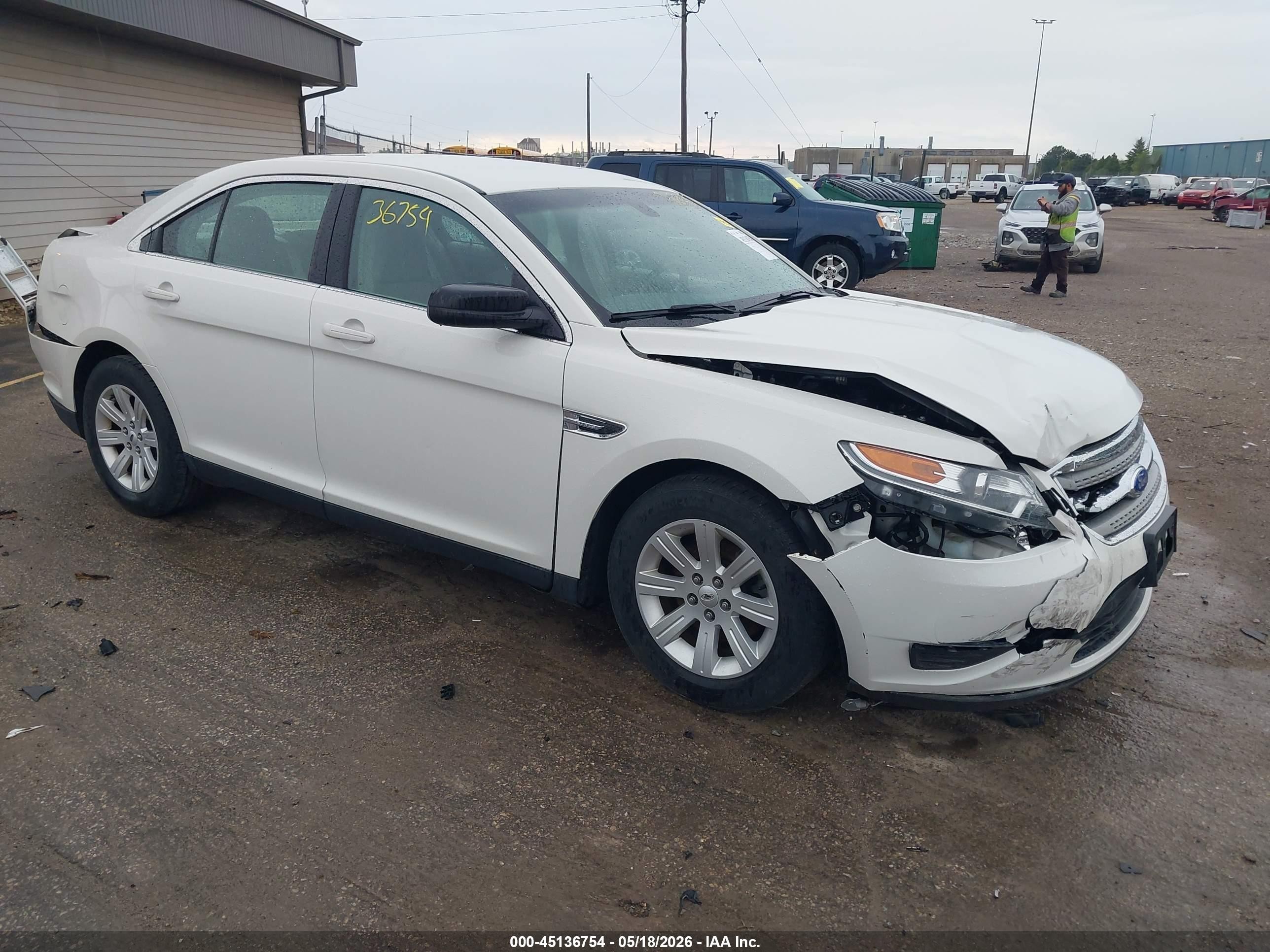 2012 Ford Taurus Se Белый vin: 1FAHP2DW9CG104836