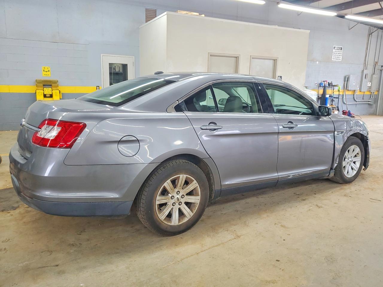 2012 Ford Taurus Se Gray vin: 1FAHP2DW9CG132538