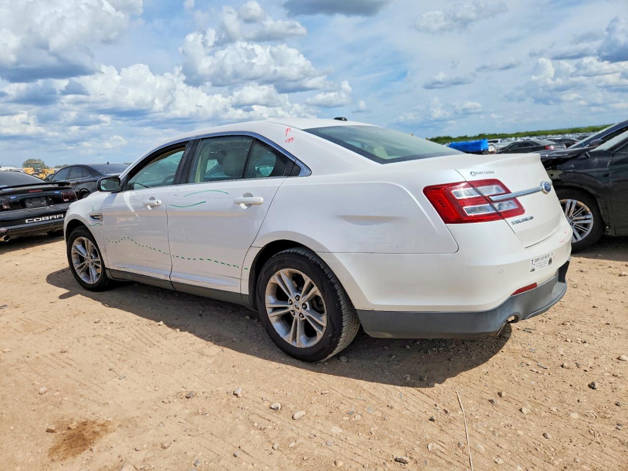 2013 Ford Taurus Sel Белый vin: 1FAHP2E80DG116343