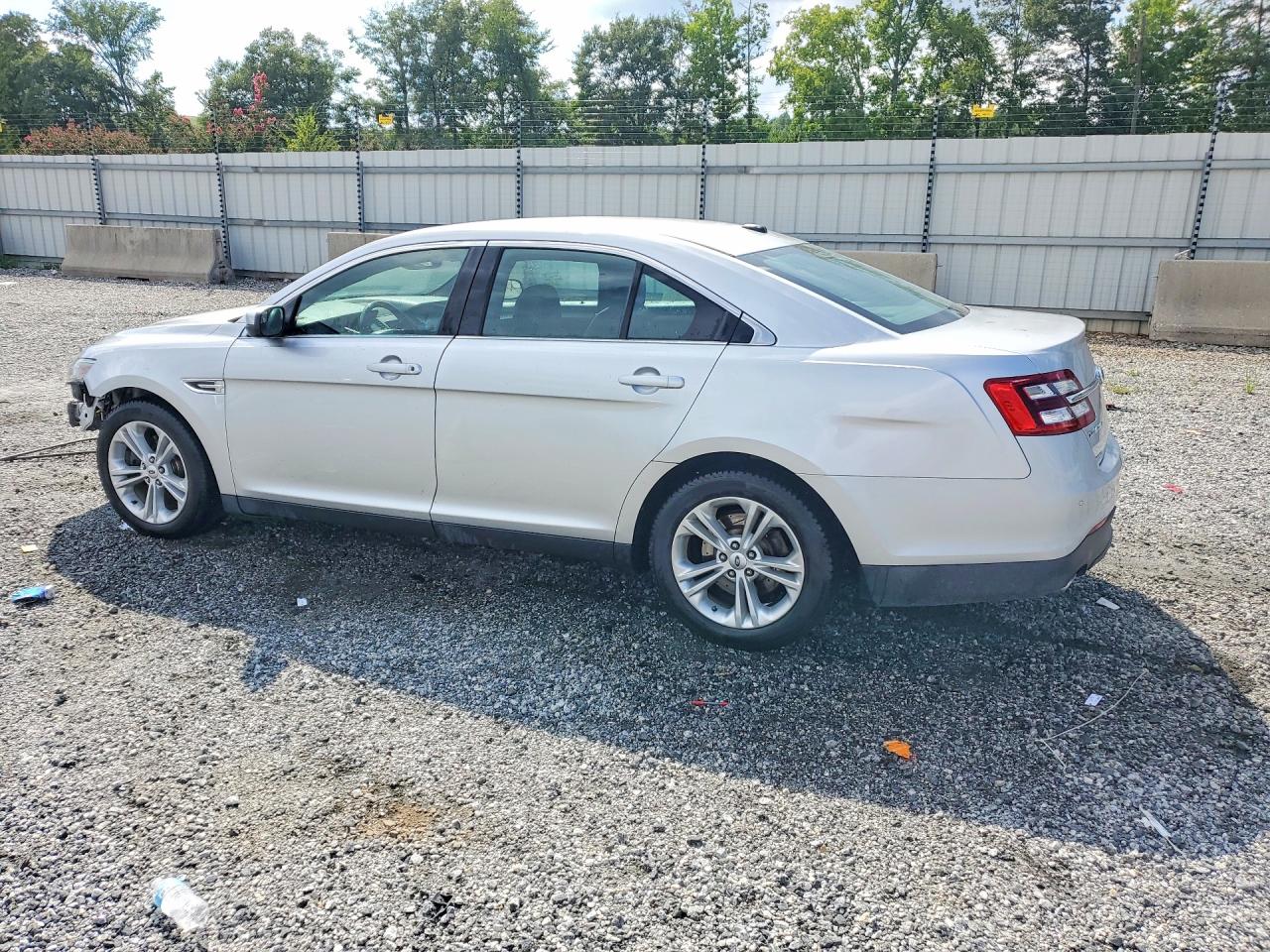 2013 Ford Taurus Sel Серебряный vin: 1FAHP2E80DG148046
