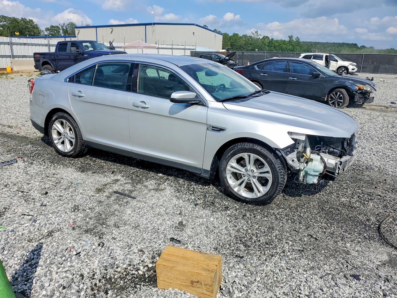 2013 Ford Taurus Sel Серебряный vin: 1FAHP2E80DG148046