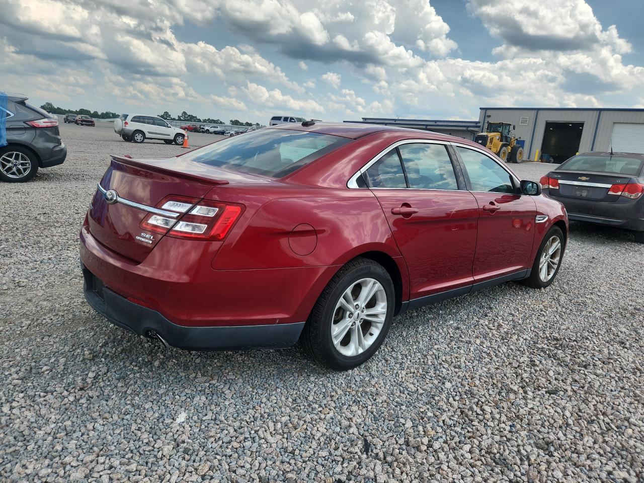 2013 Ford Taurus Sel Red vin: 1FAHP2E80DG170855