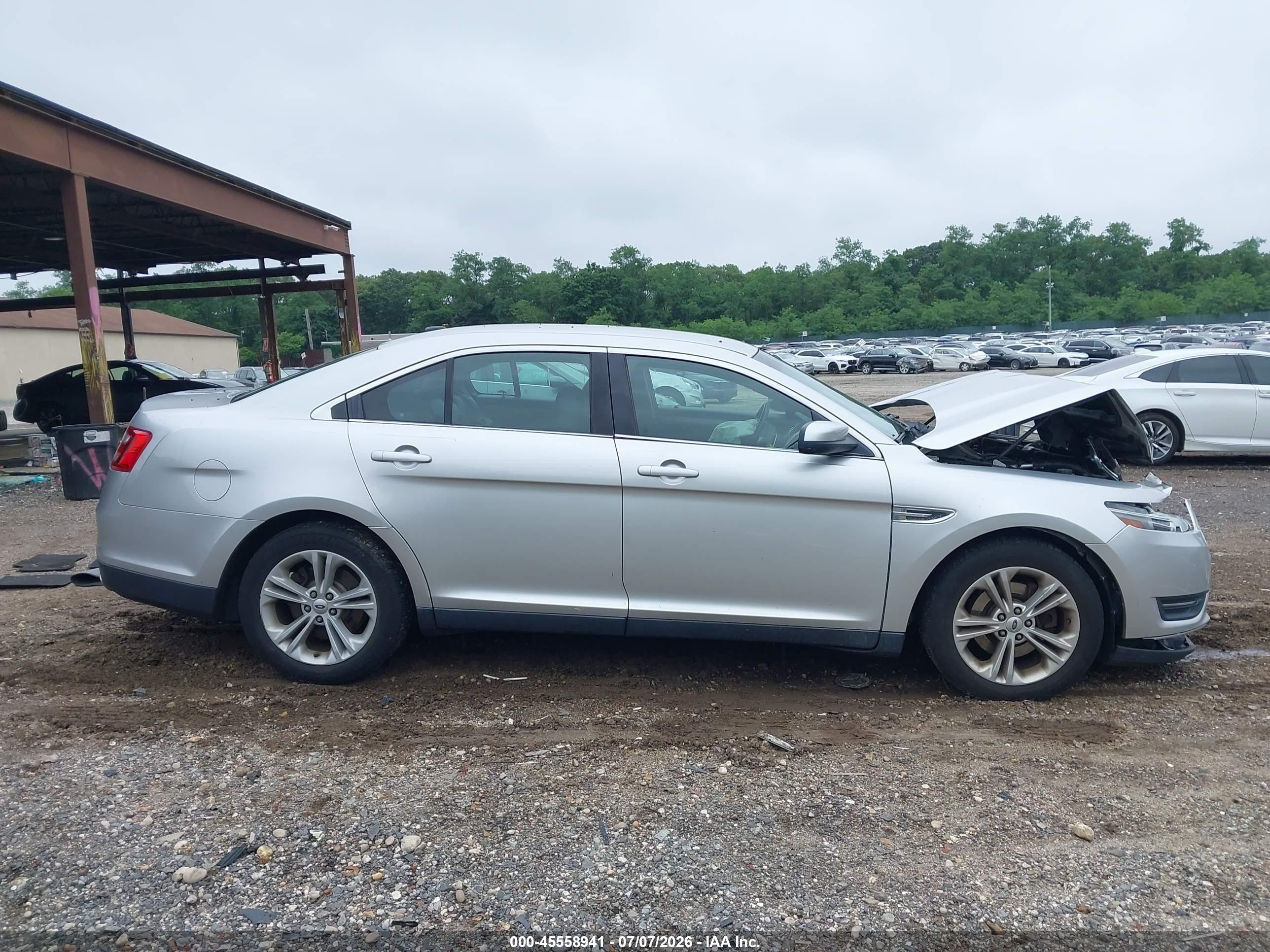 2013 Ford Taurus Sel Silver vin: 1FAHP2E80DG173366