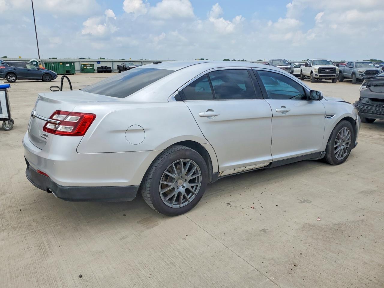 2013 Ford Taurus Sel Silver vin: 1FAHP2E80DG192676