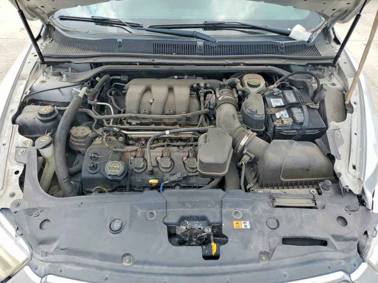 2013 Ford Taurus Sel Silver vin: 1FAHP2E80DG192676