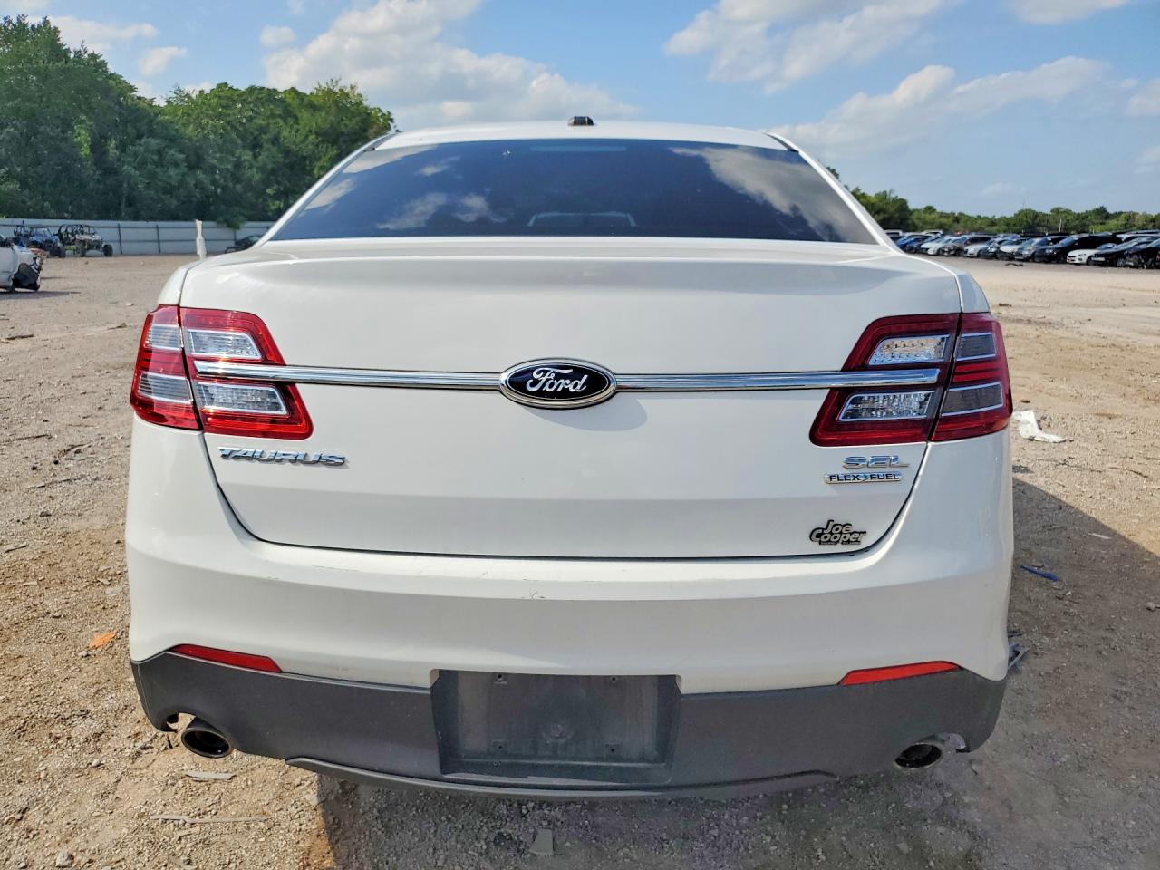 2013 Ford Taurus Sel White vin: 1FAHP2E80DG214868