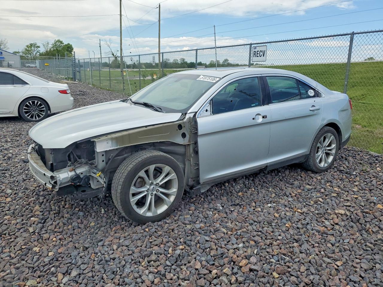 2013 Ford Taurus Sel Silver vin: 1FAHP2E80DG216619