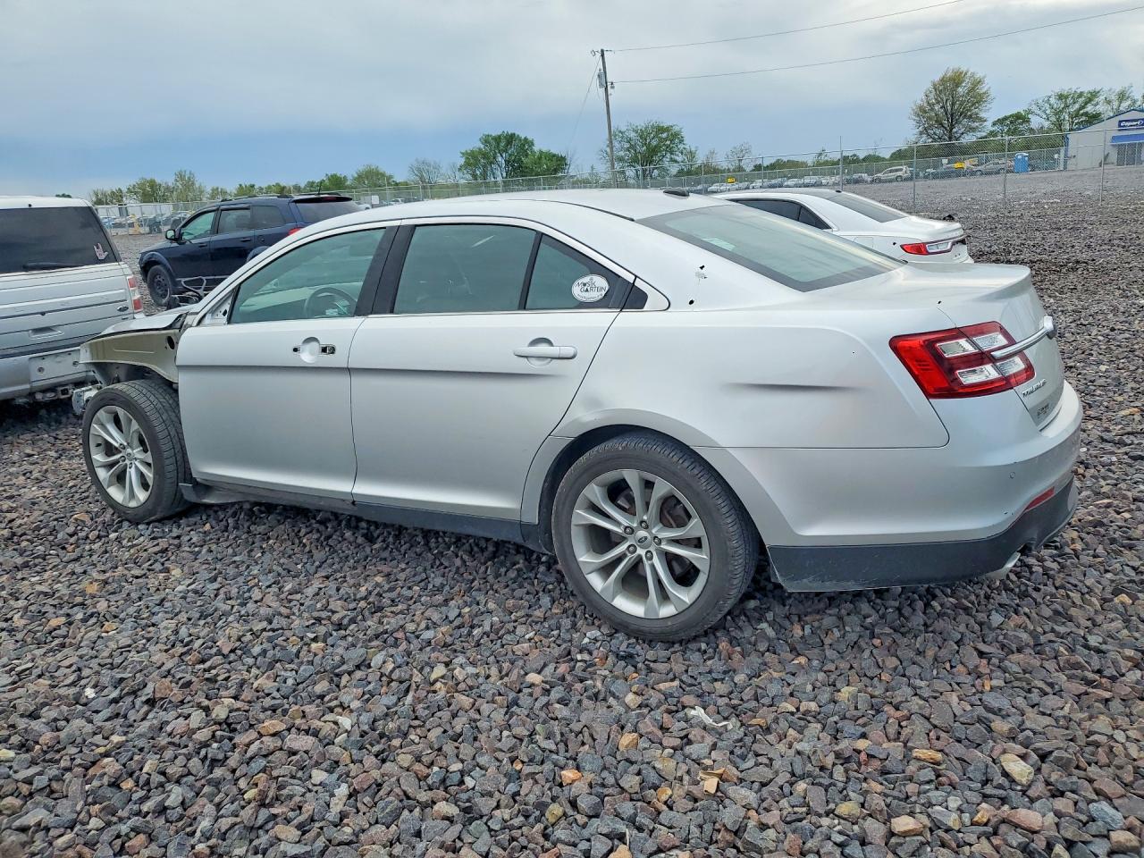 2013 Ford Taurus Sel Silver vin: 1FAHP2E80DG216619