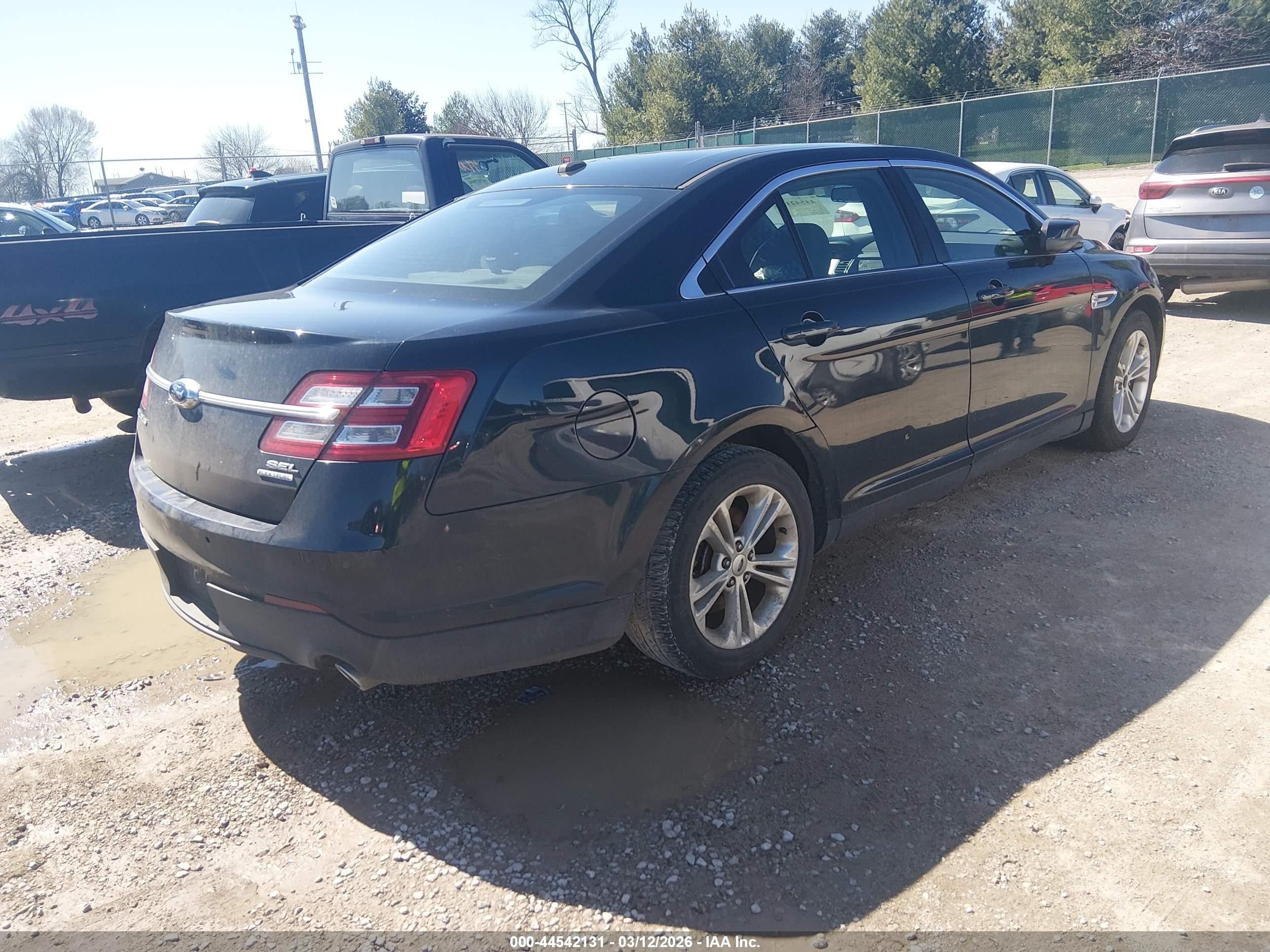 2014 Ford Taurus Sel Зеленый vin: 1FAHP2E80EG141860