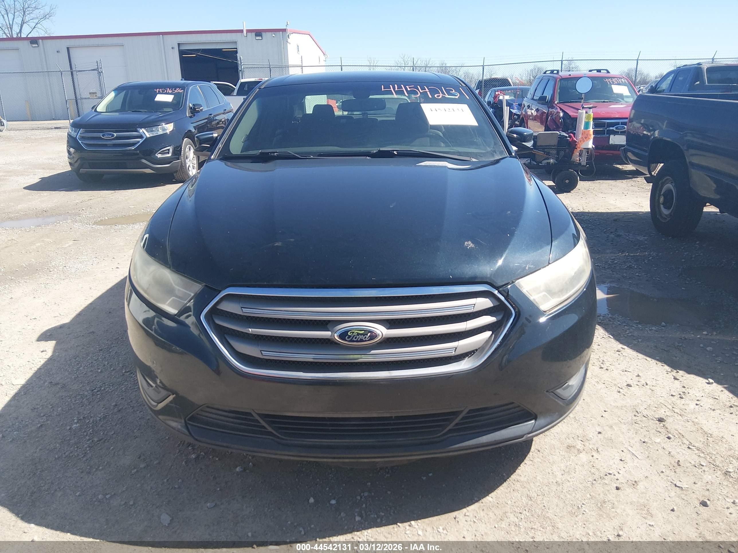 2014 Ford Taurus Sel Зеленый vin: 1FAHP2E80EG141860