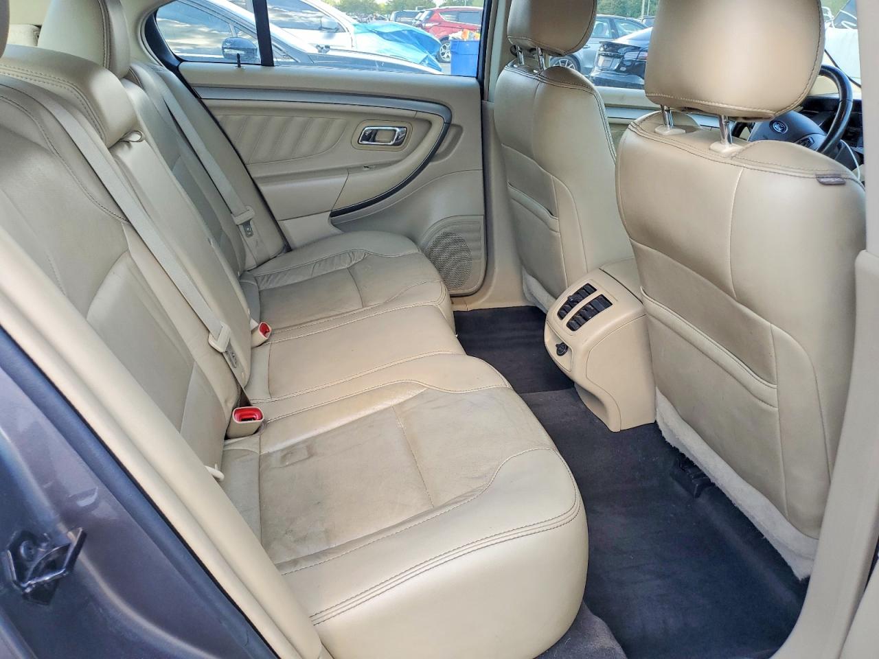 2014 Ford Taurus Sel Silver vin: 1FAHP2E80EG149716