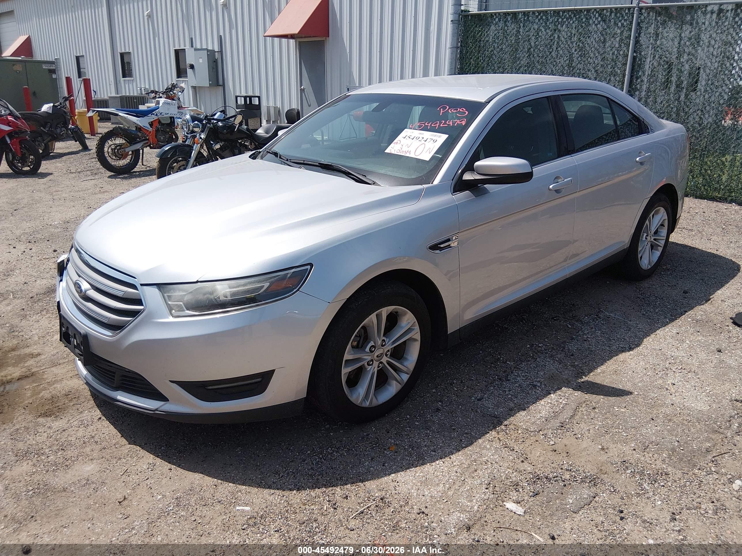 2015 Ford Taurus Sel Silver vin: 1FAHP2E80FG127779