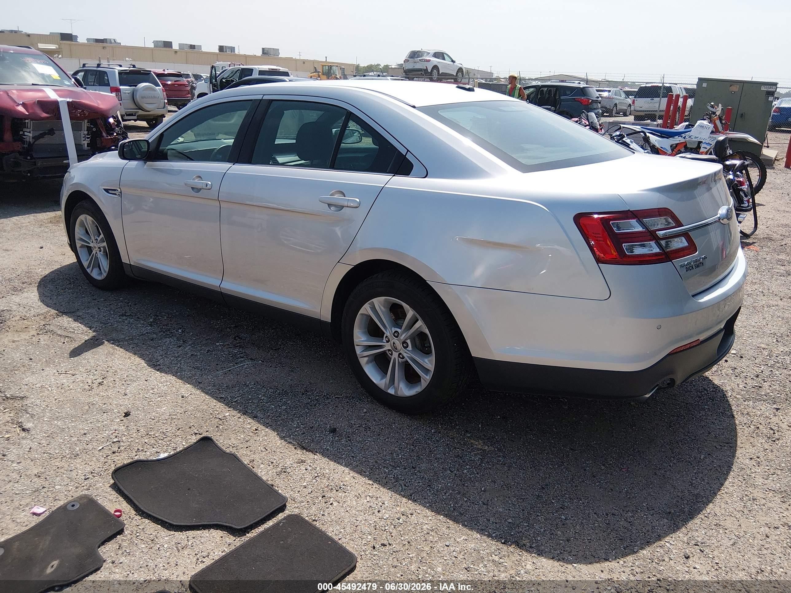 2015 Ford Taurus Sel Silver vin: 1FAHP2E80FG127779