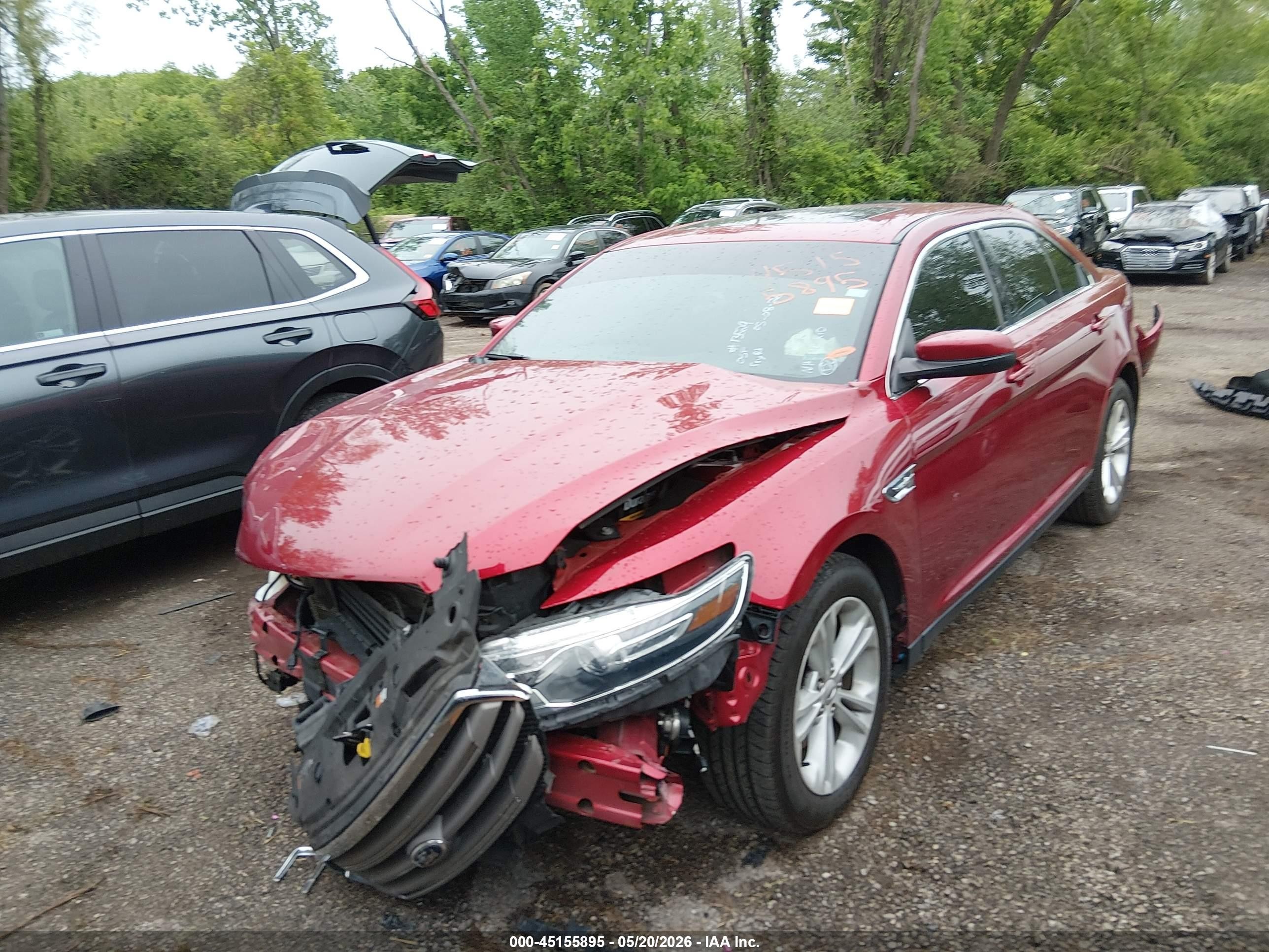 2015 Ford Taurus Sel Red vin: 1FAHP2E80FG158823