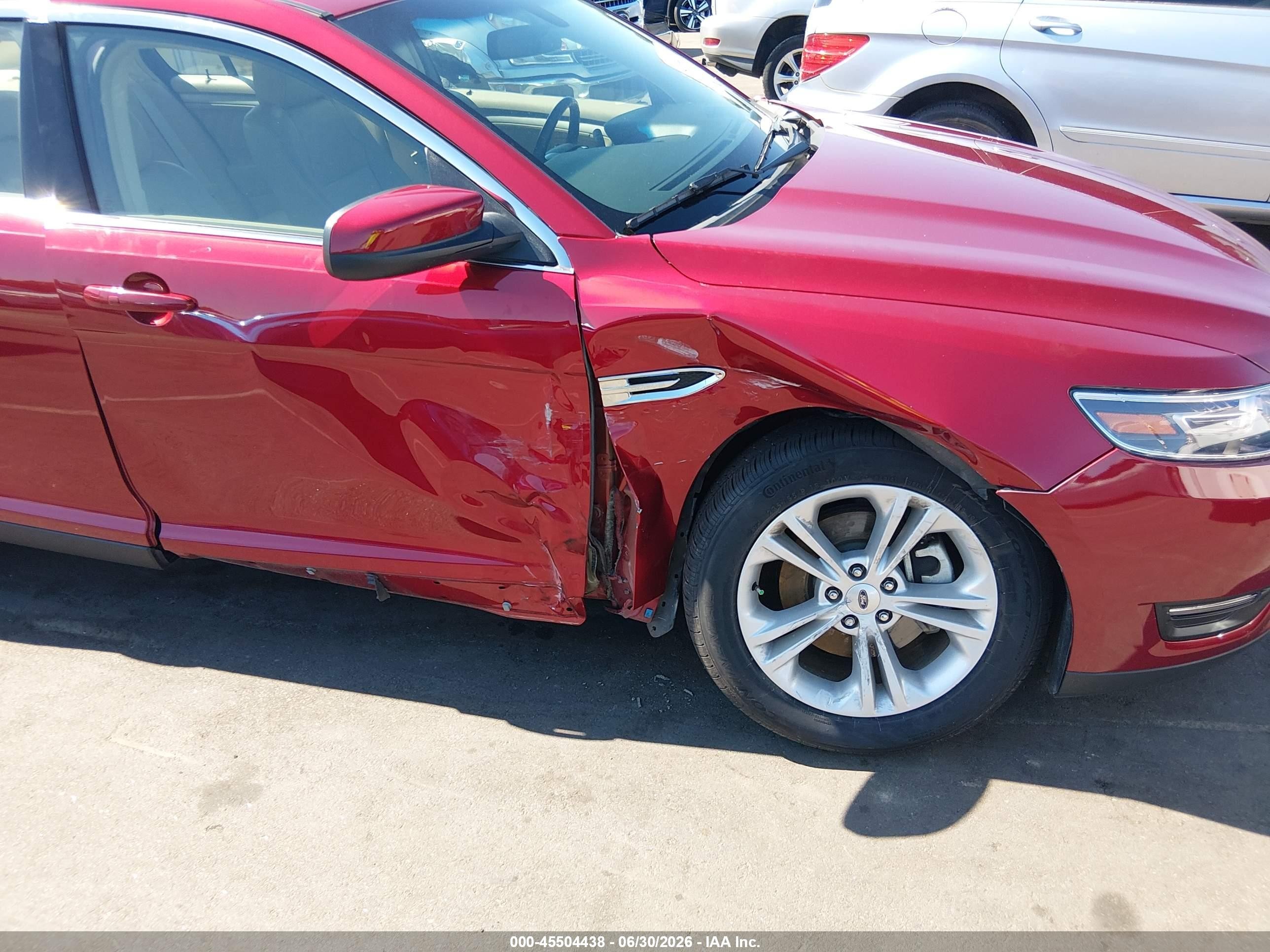 2015 Ford Taurus Sel Красный vin: 1FAHP2E80FG174150