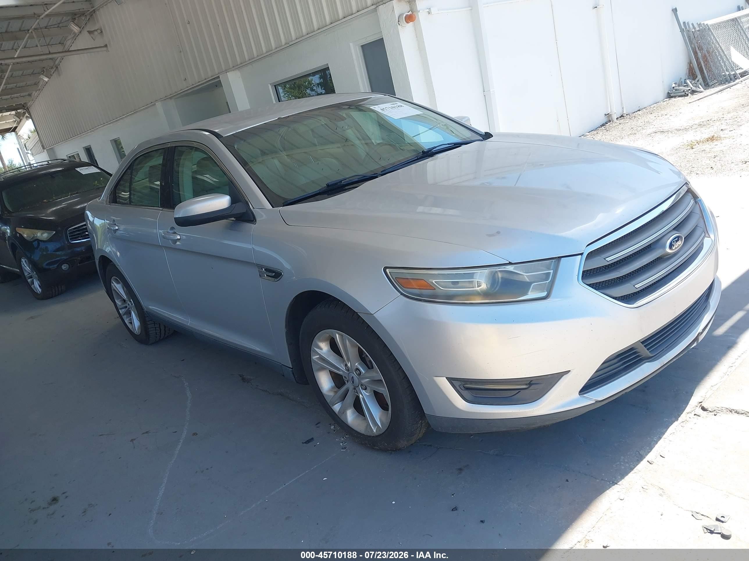 2013 Ford Taurus Sel Silver vin: 1FAHP2E81DG126248