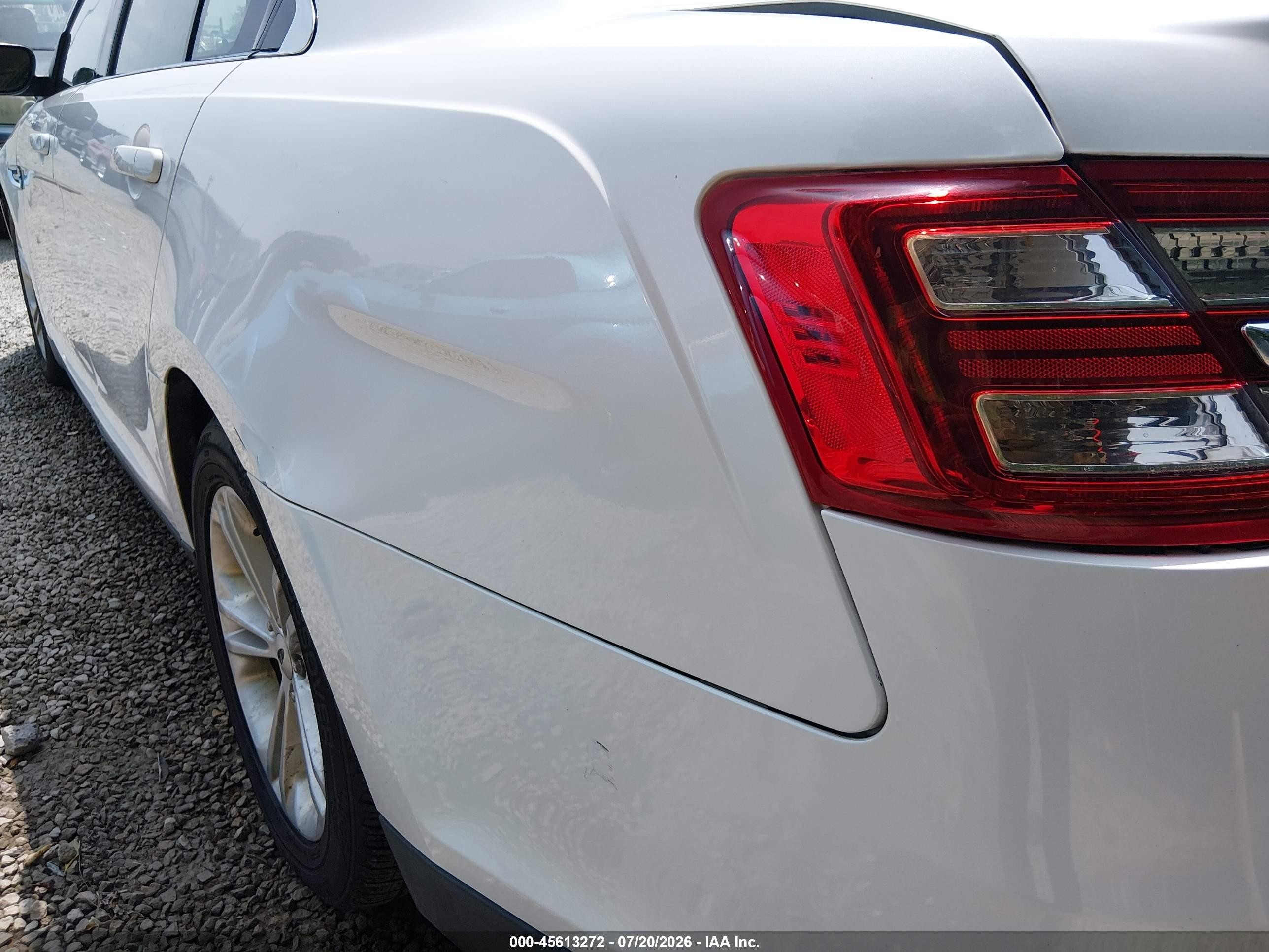 2013 Ford Taurus Sel White vin: 1FAHP2E81DG168385