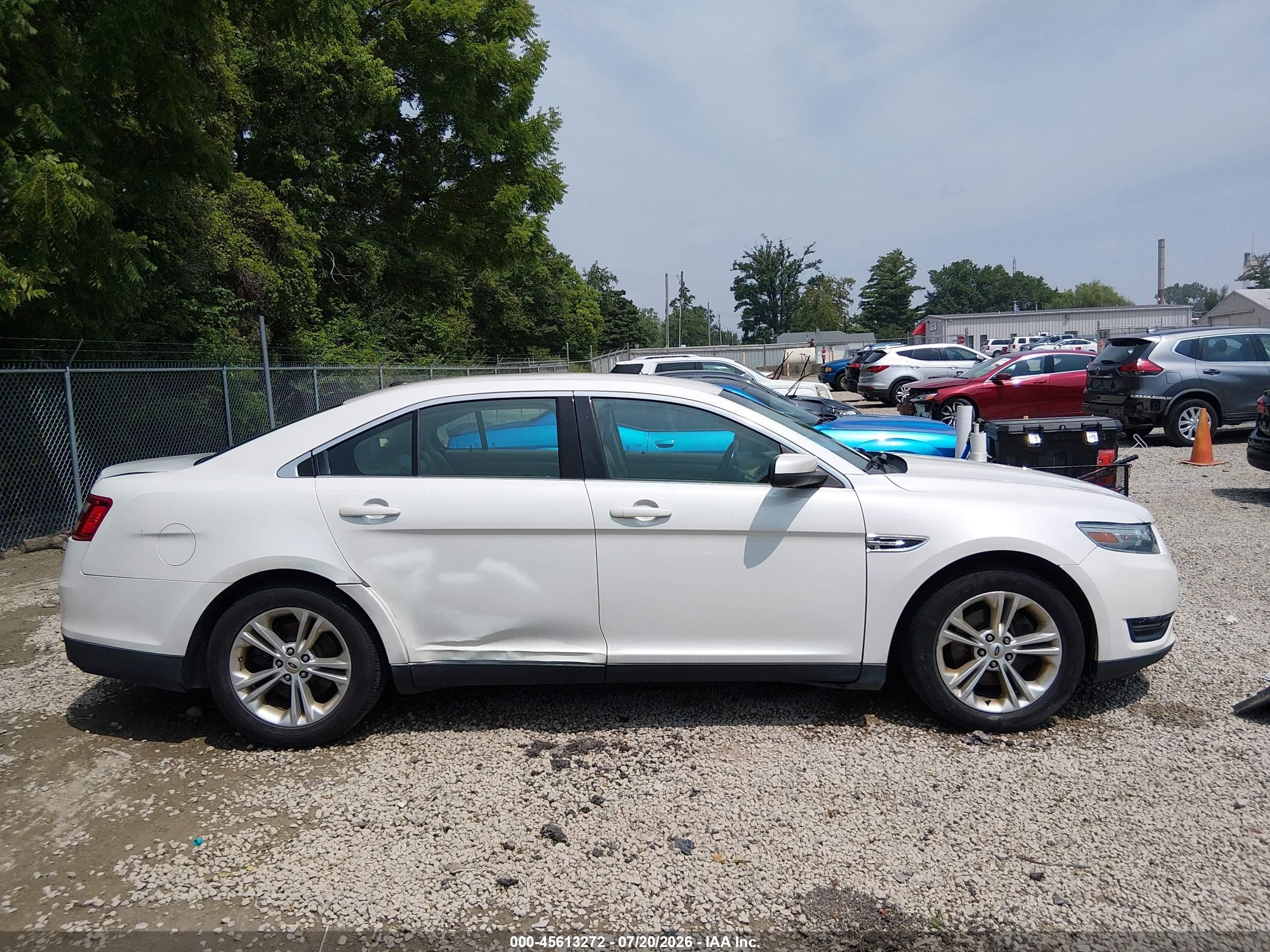 2013 Ford Taurus Sel White vin: 1FAHP2E81DG168385