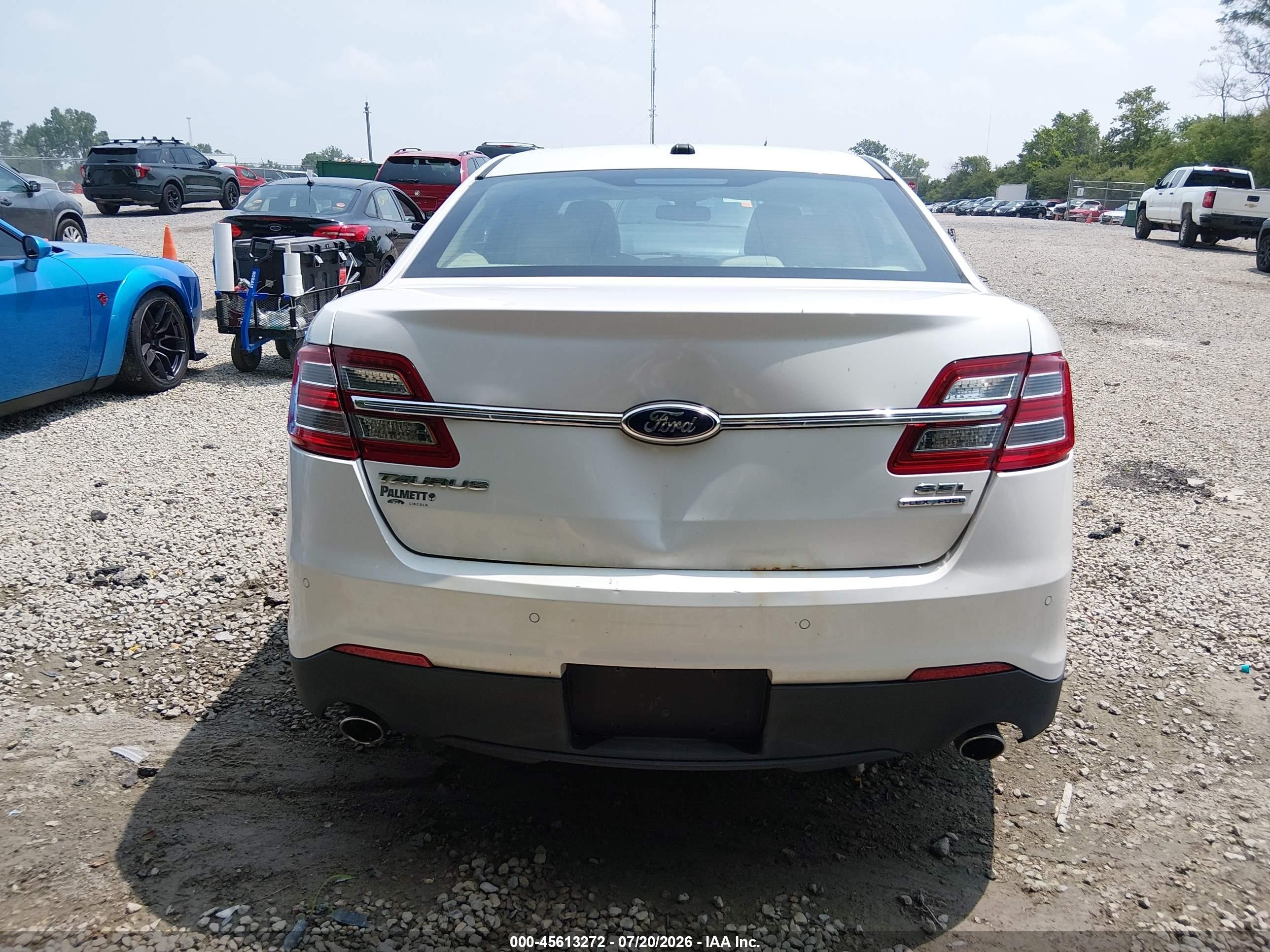 2013 Ford Taurus Sel White vin: 1FAHP2E81DG168385