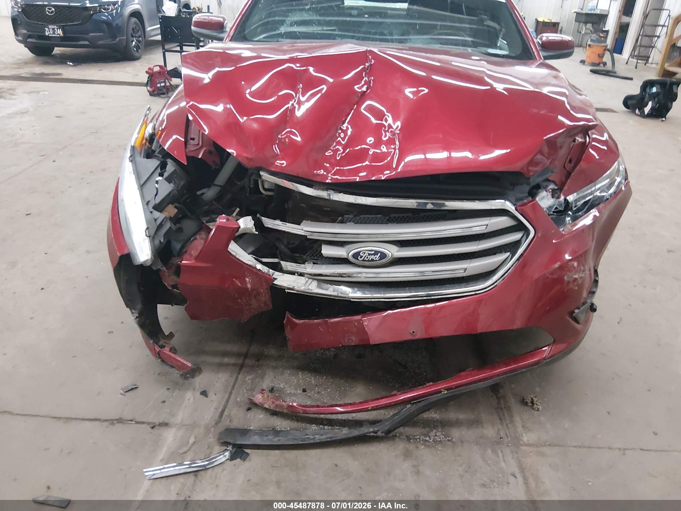 2013 Ford Taurus Sel Red vin: 1FAHP2E81DG216788