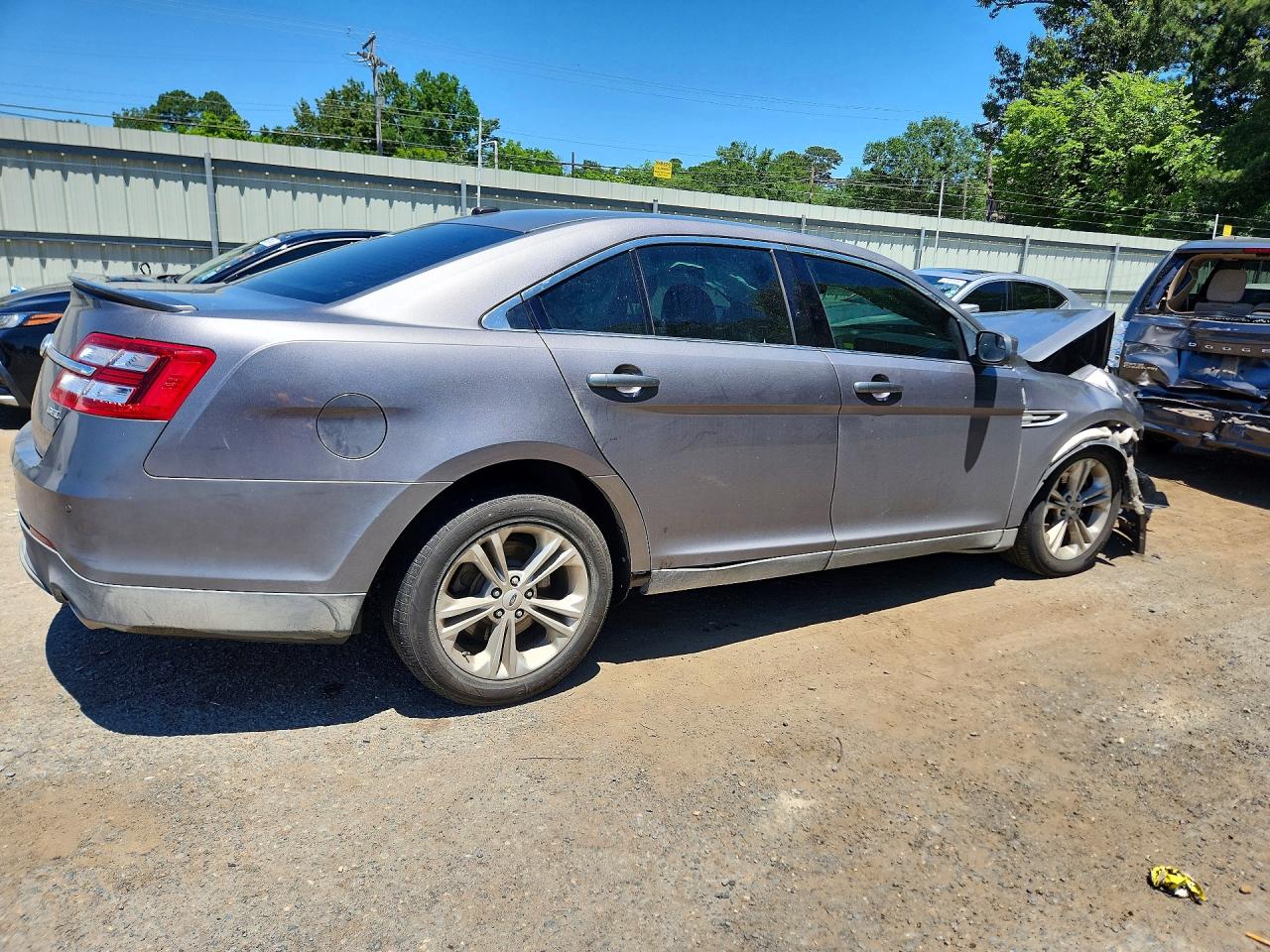 2013 Ford Taurus Sel Серый vin: 1FAHP2E81DG220372